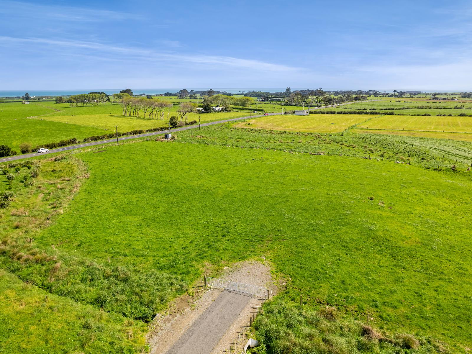 7104 South Road, Warea