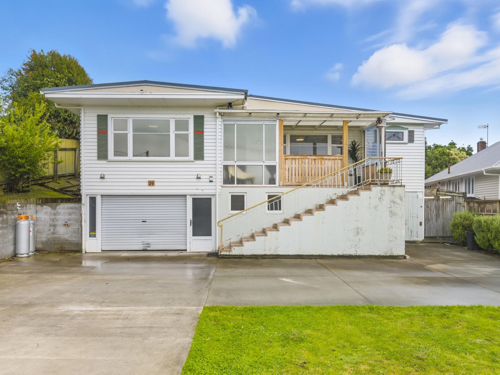 29 Kawiu Road, Levin