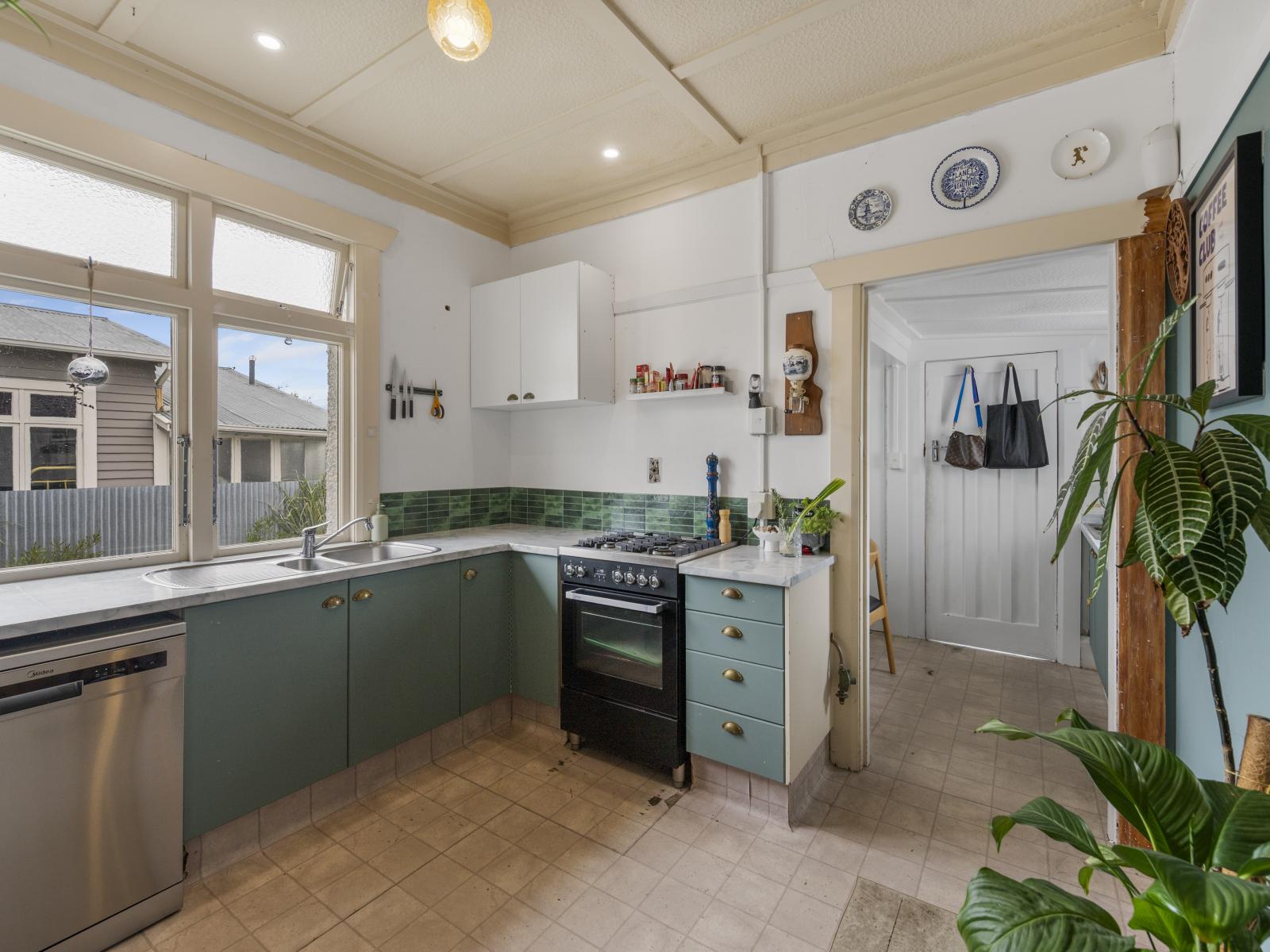 239 Georges Drive, Napier South