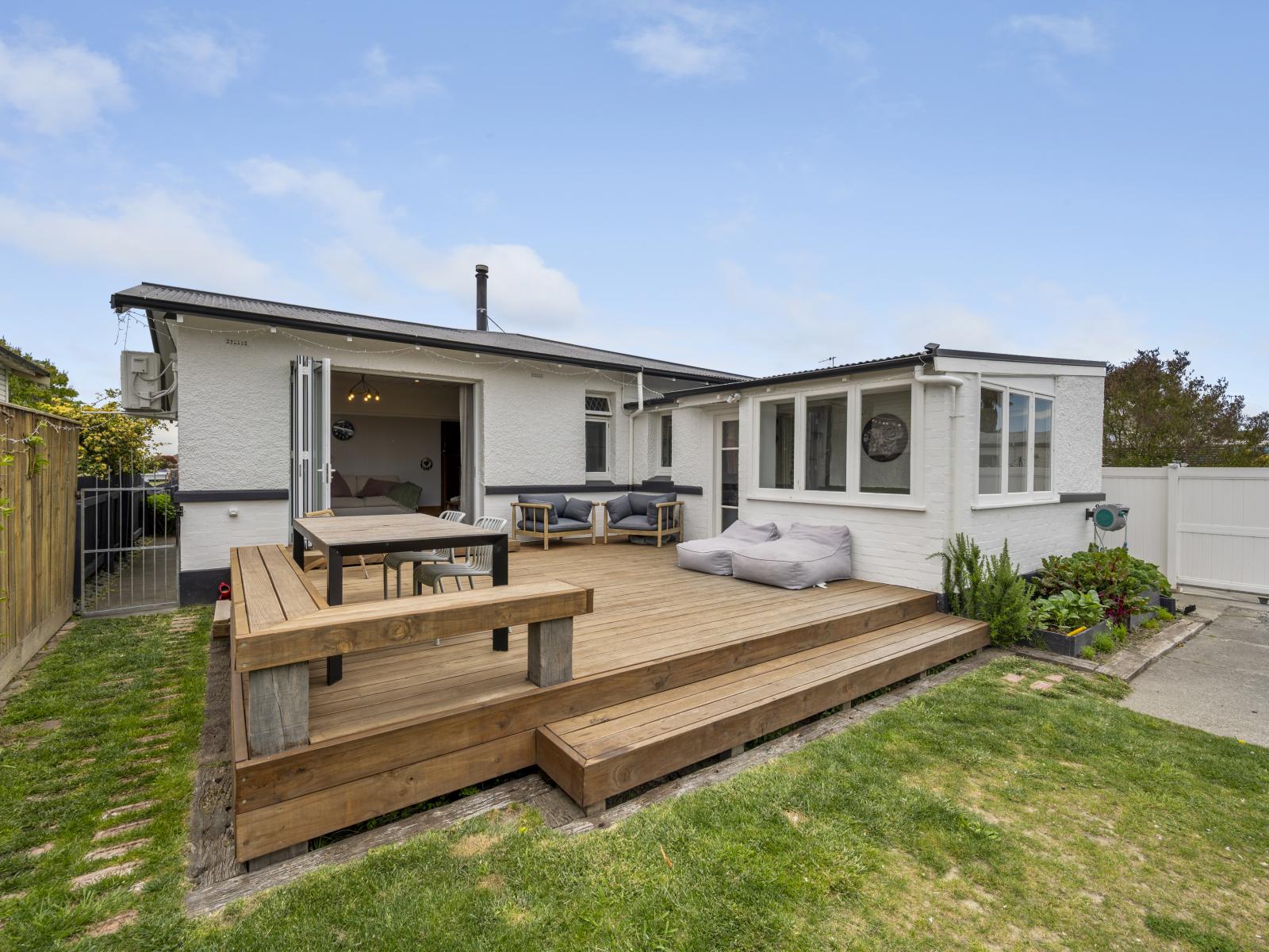 239 Georges Drive, Napier South
