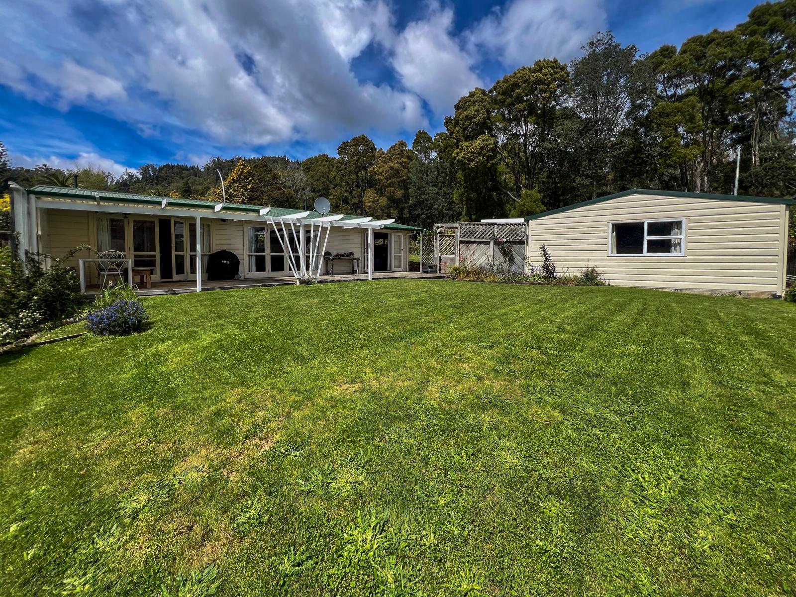 1 Highfield Place, Lynmore