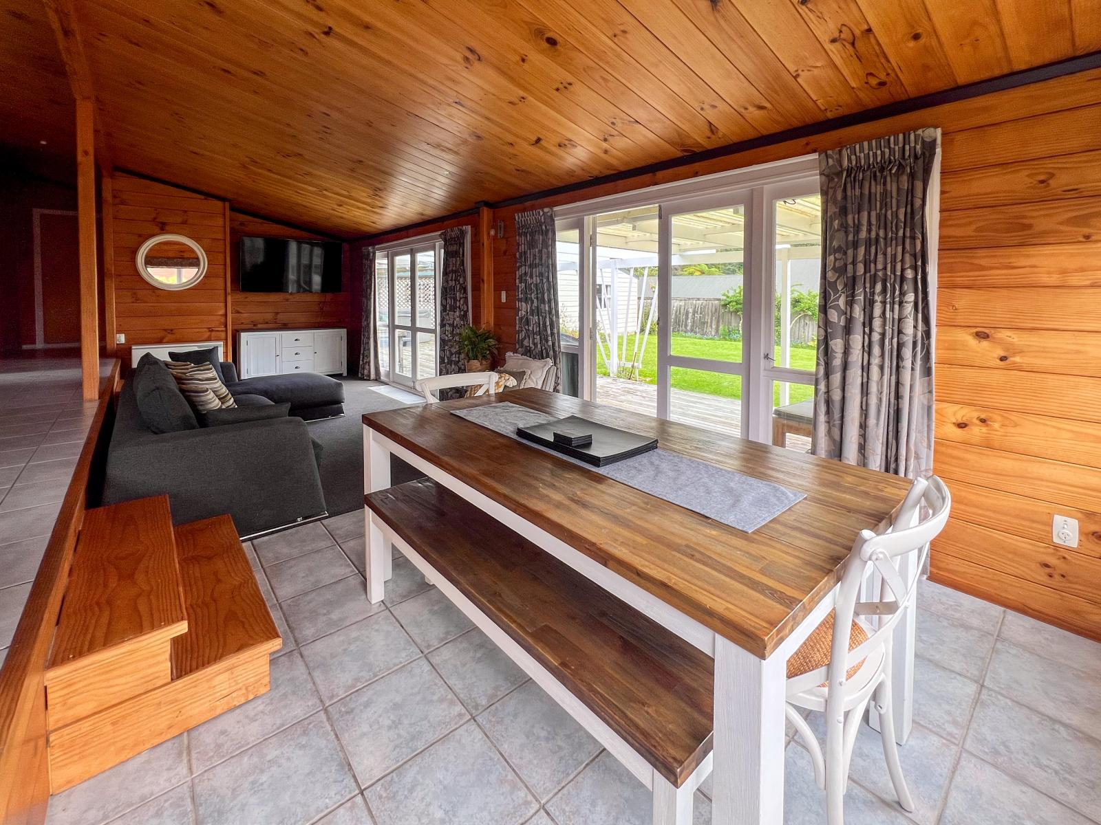 1 Highfield Place, Lynmore