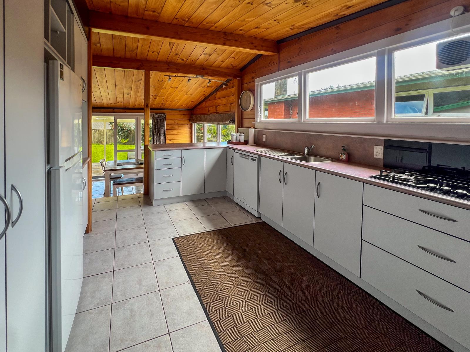 1 Highfield Place, Lynmore