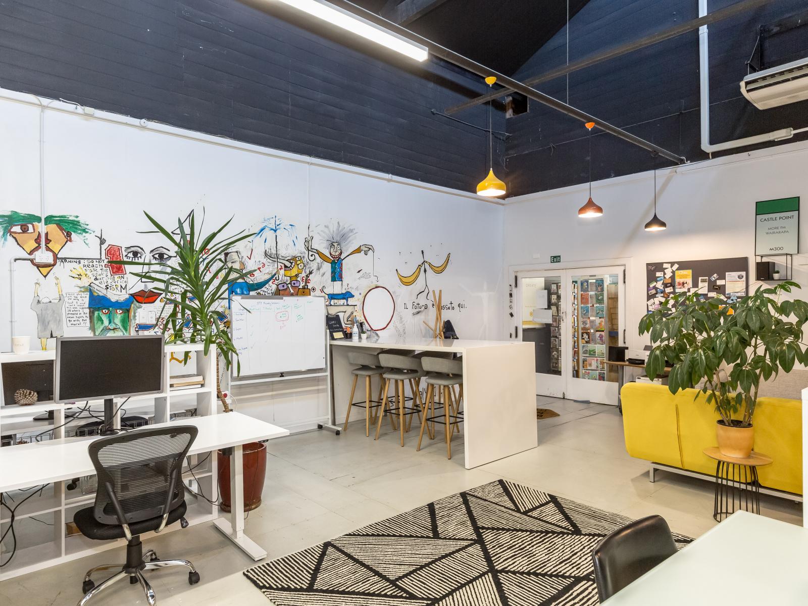 66-80 High Street North, Carterton