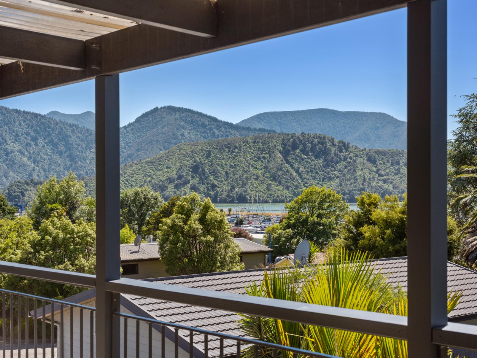 50 Main Road, Havelock