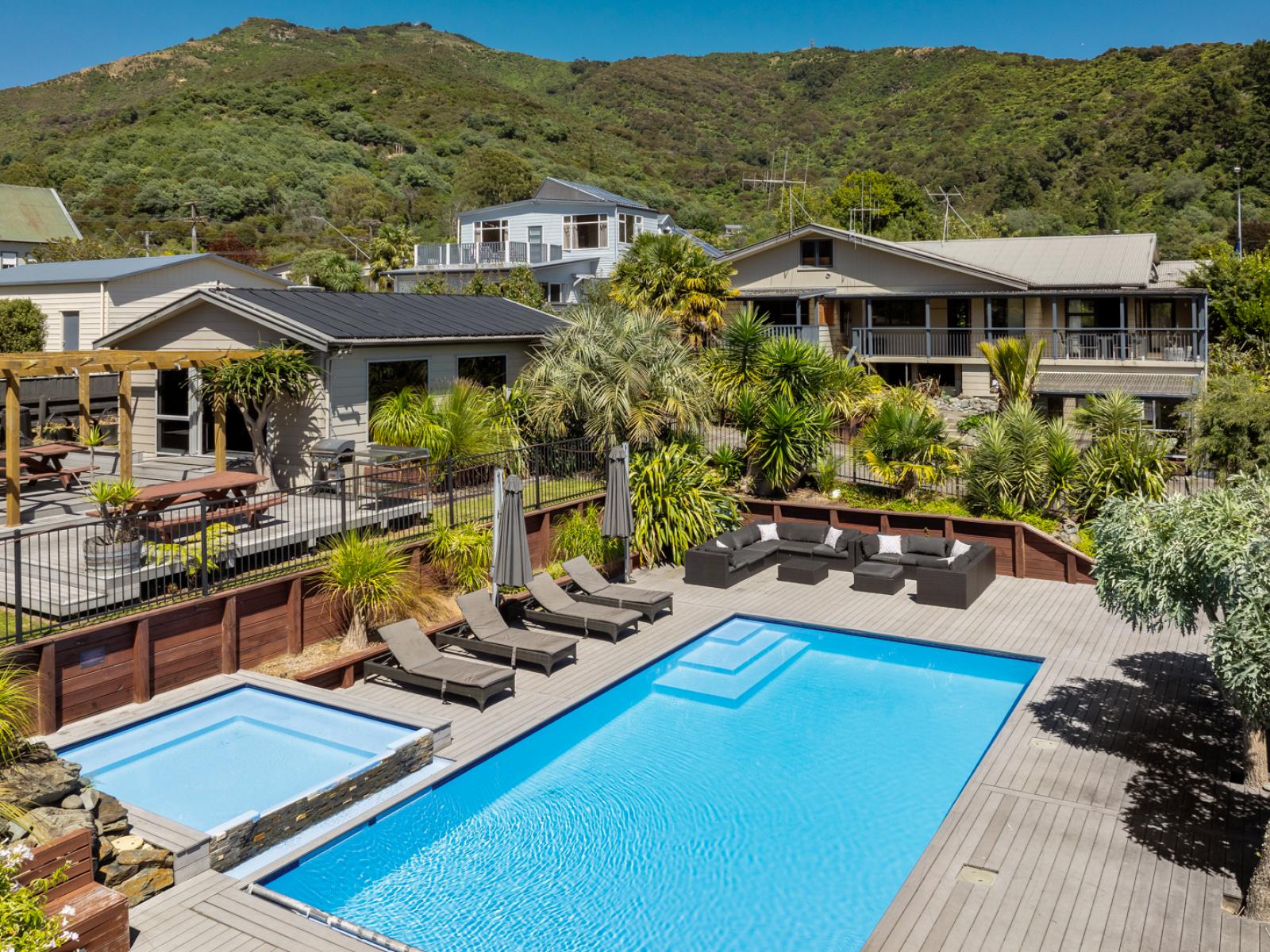 50 Main Road, Havelock