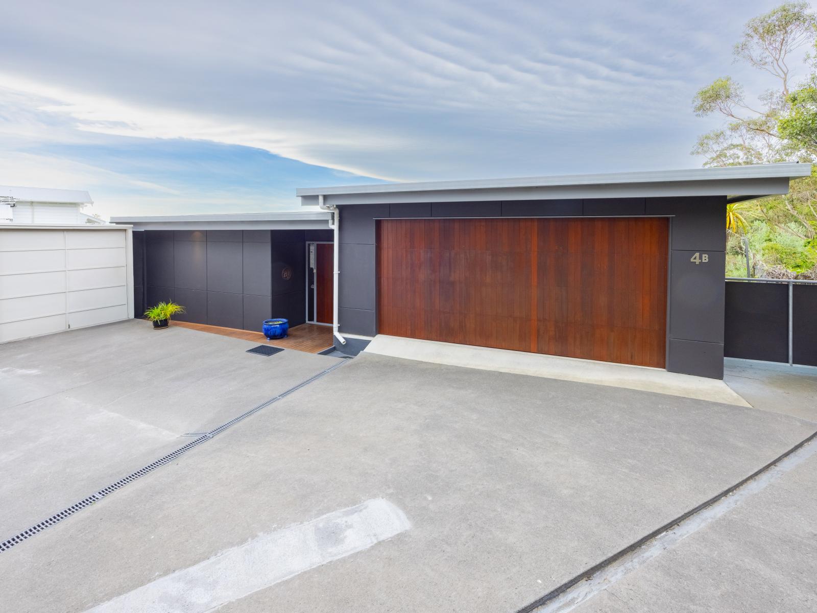 4B Seapoint Road, Bluff Hill