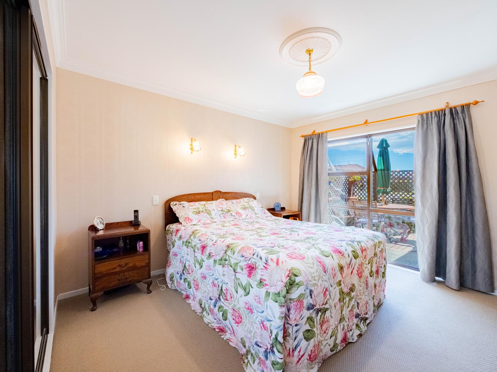 15A Holyrood Terrace, Waipukurau