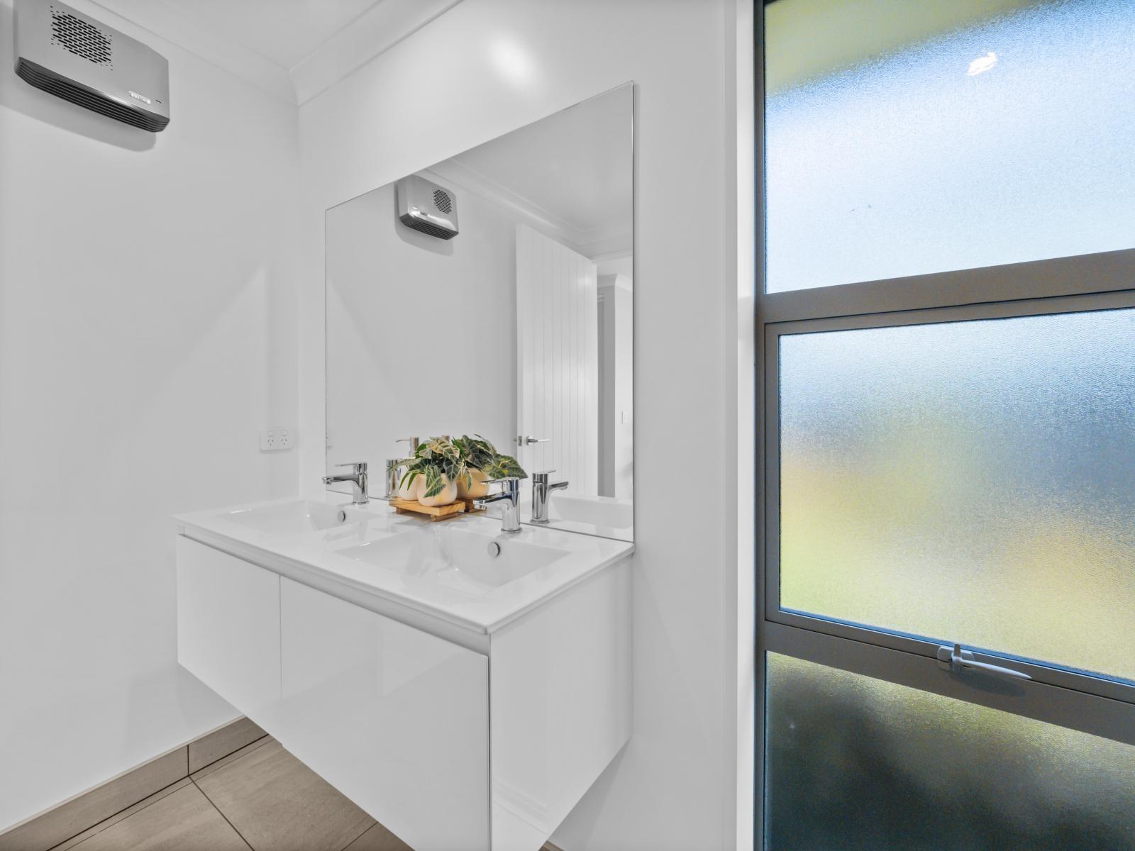 61 Ludlow Drive, Huntingdon