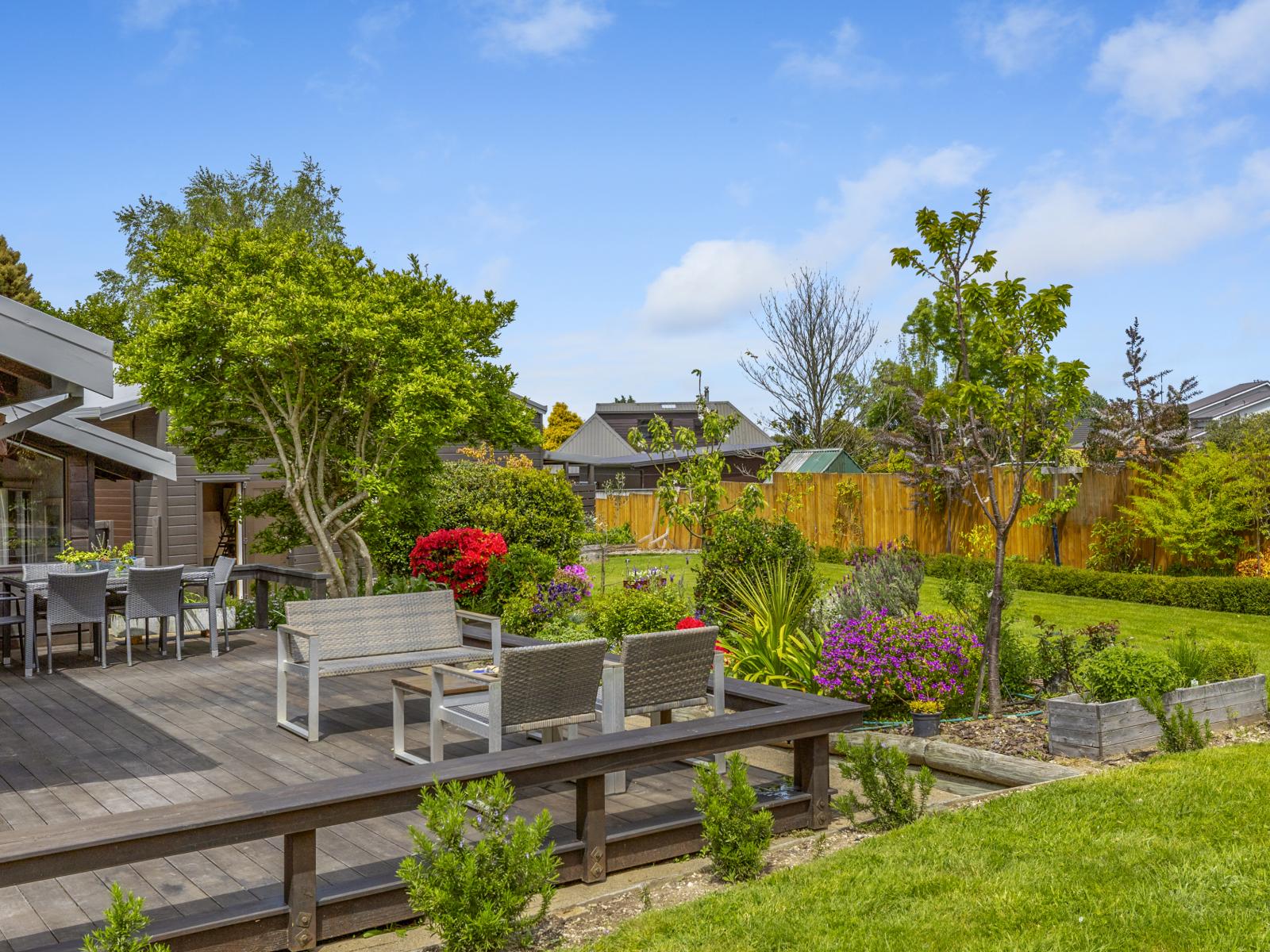 51 Kahurangi Drive, Rangatira Park