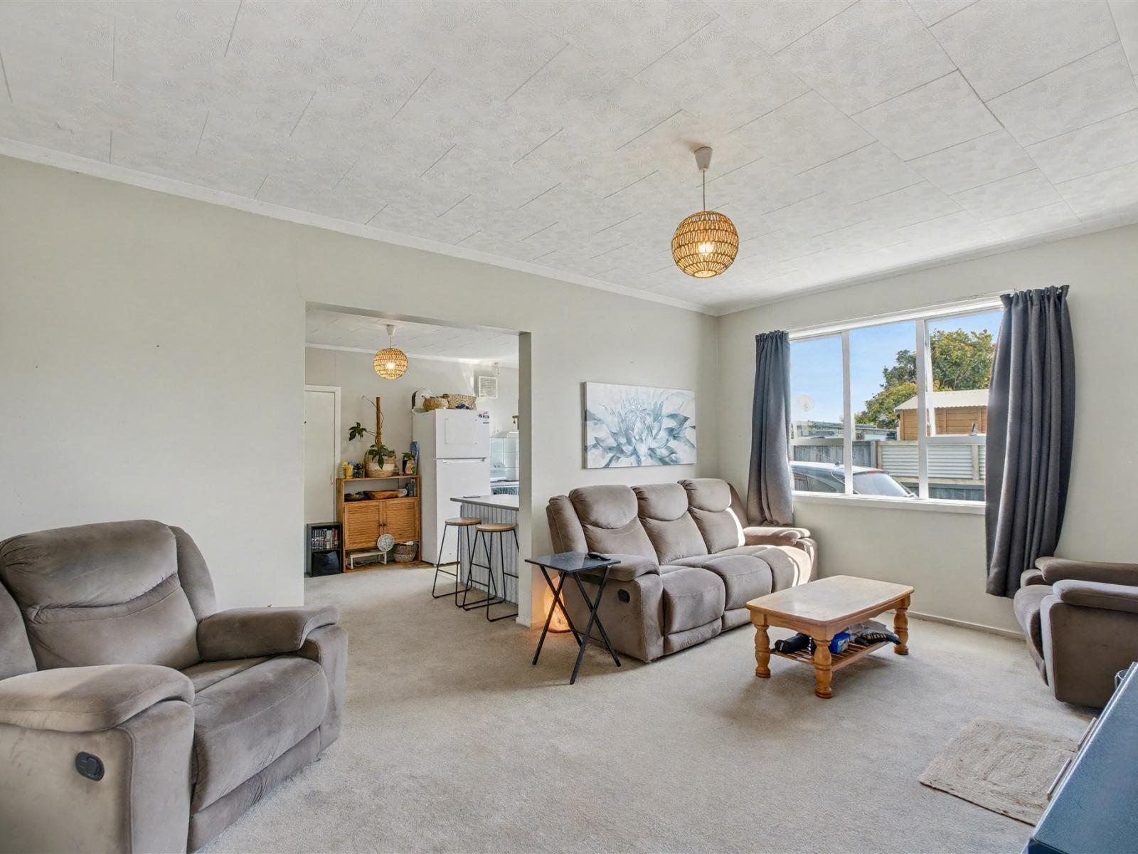 136 Russell Street, Westport