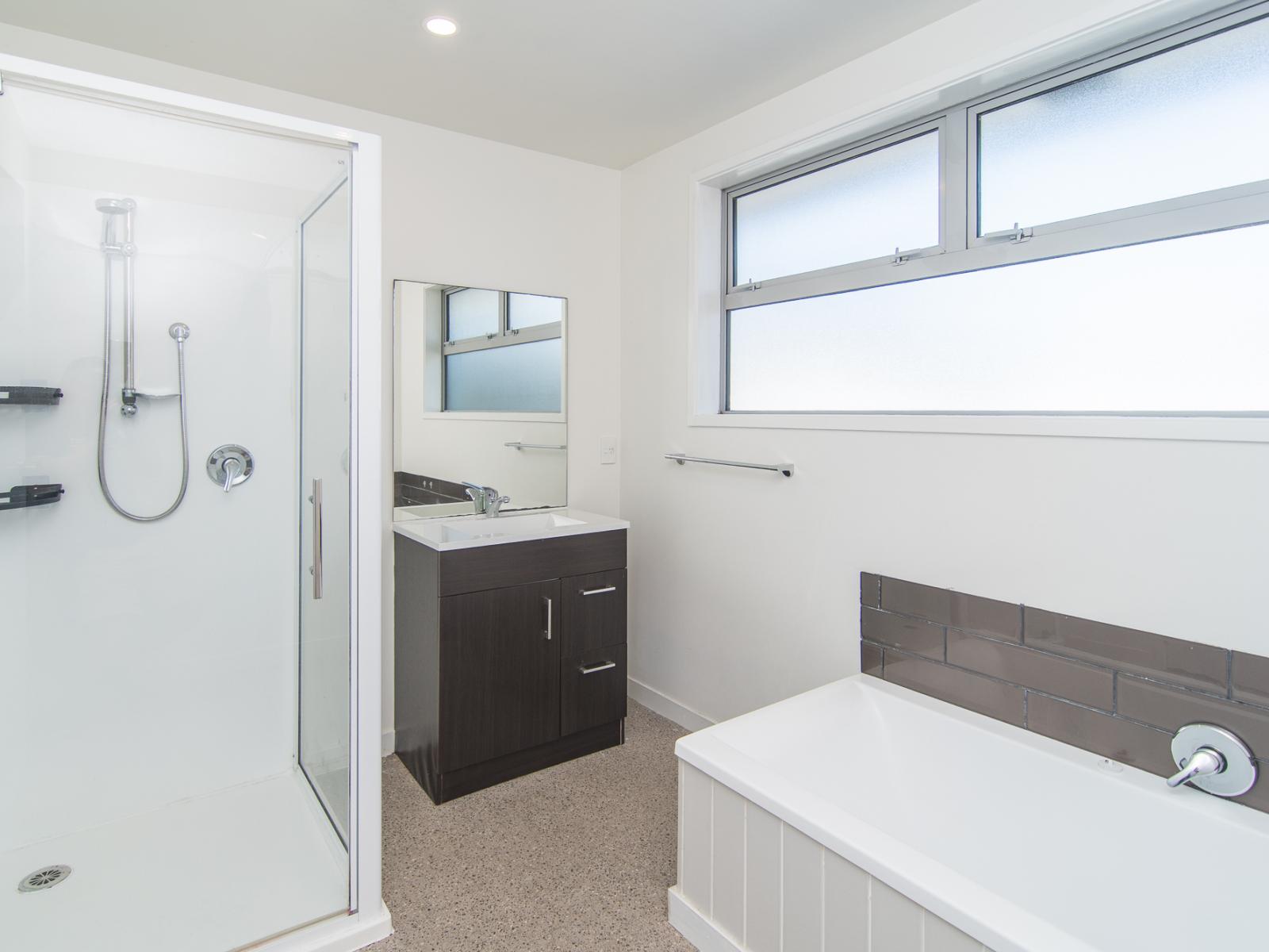 8B Jellicoe Street, Oceanview