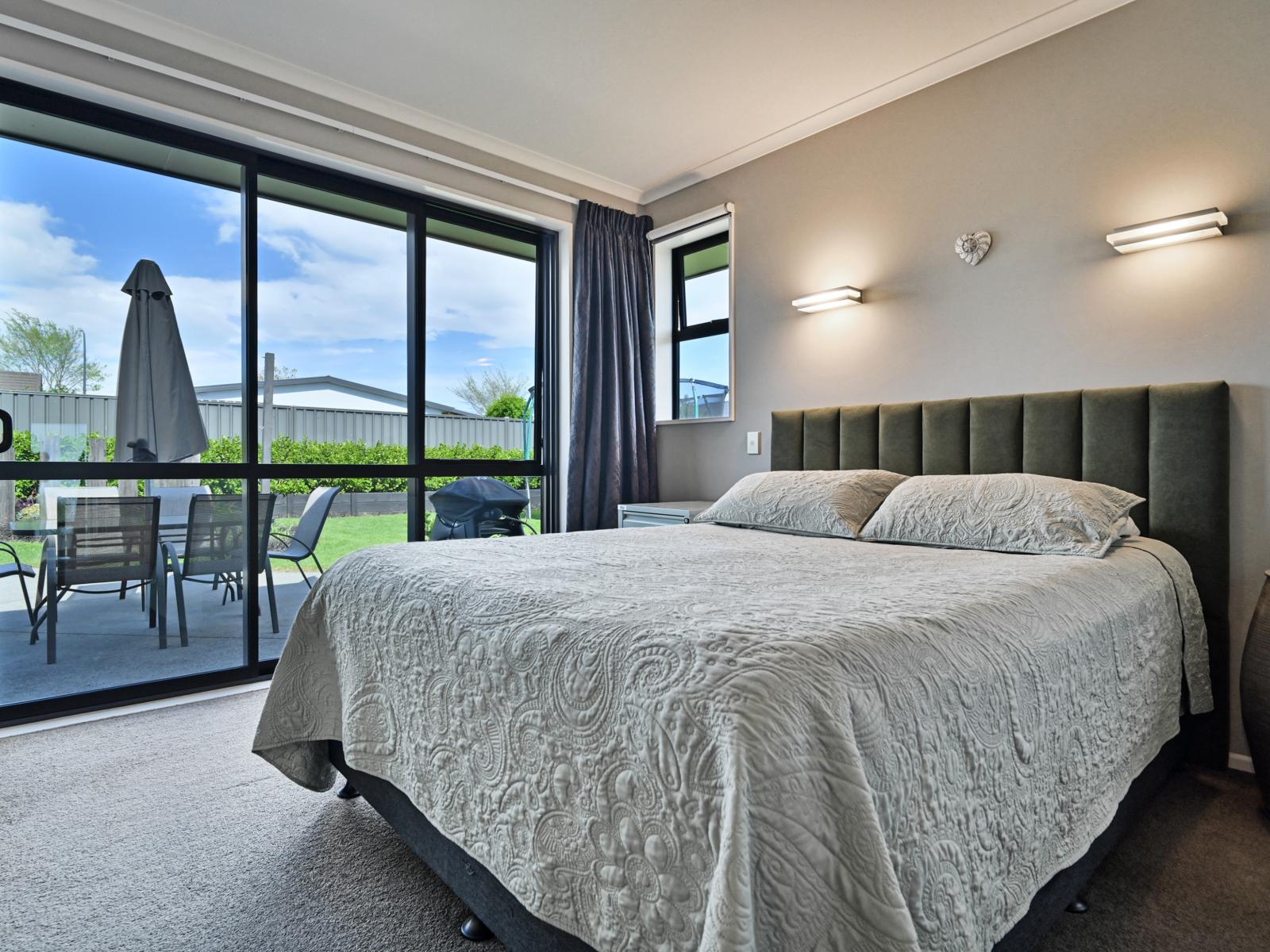 12 Begley Place, Frimley