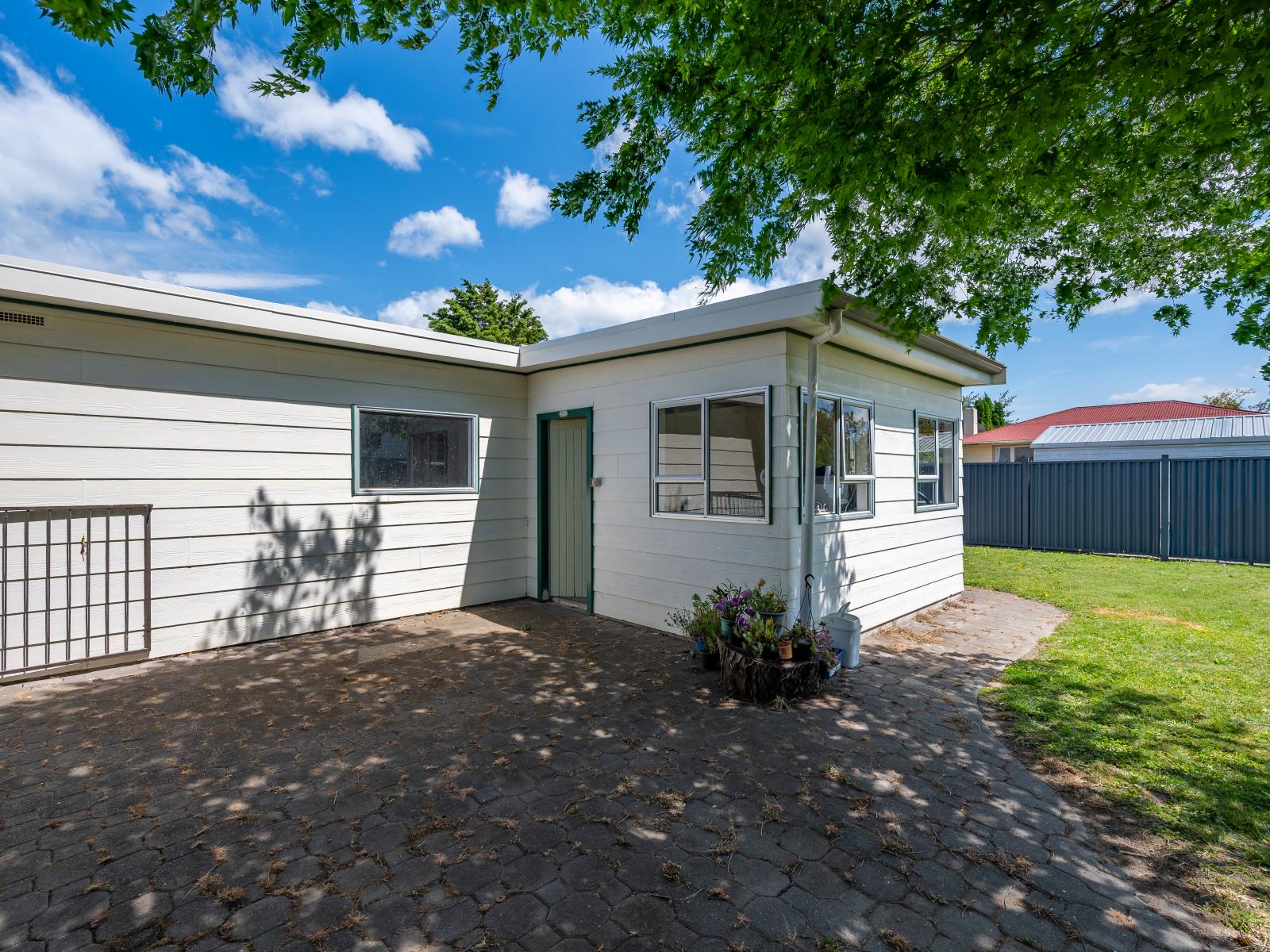 609 Lumsden Road, Akina
