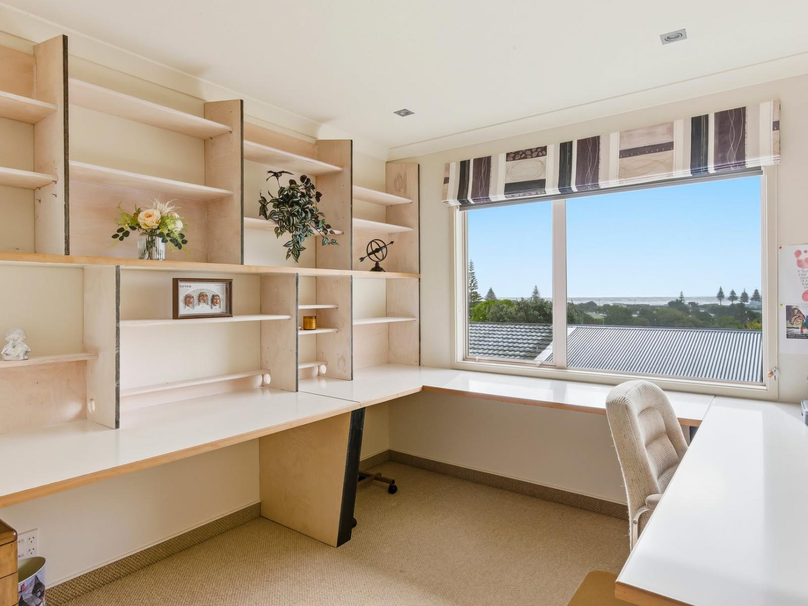 43 Manuka Street, Otaki Beach