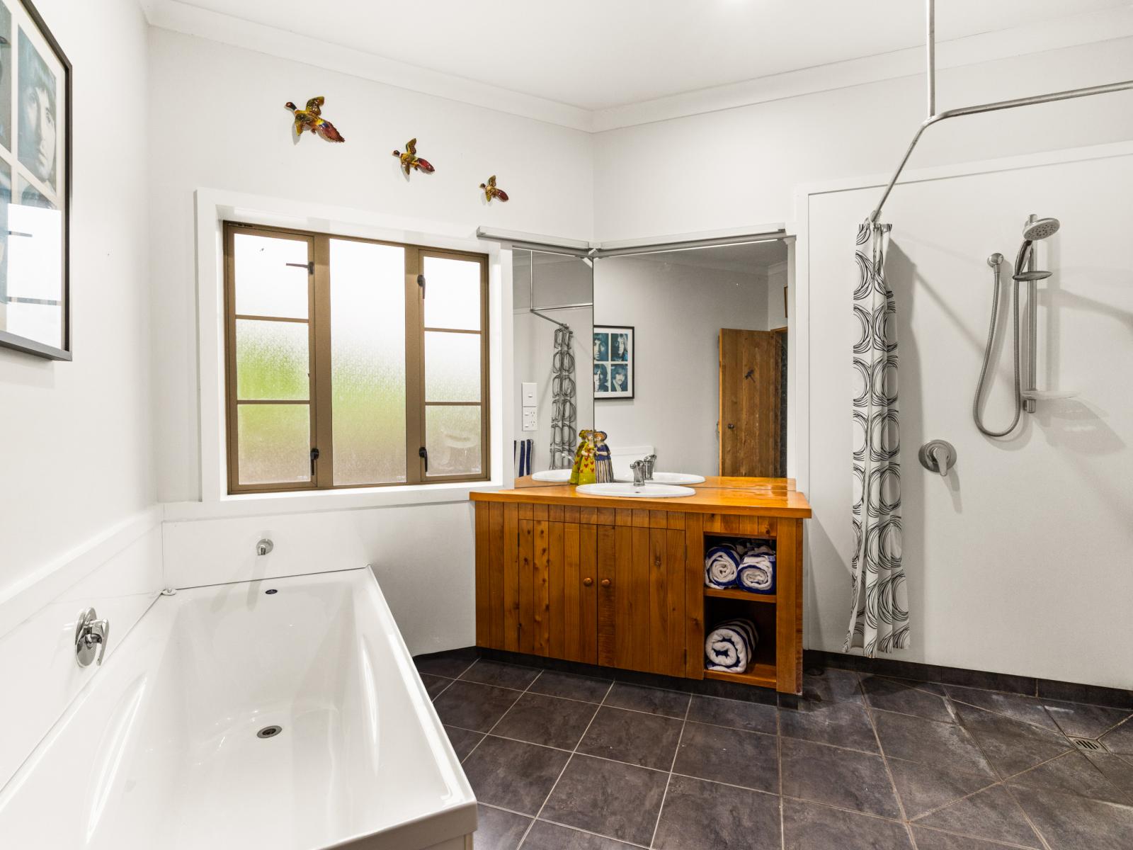 15C Omarunui Road, Waiohiki