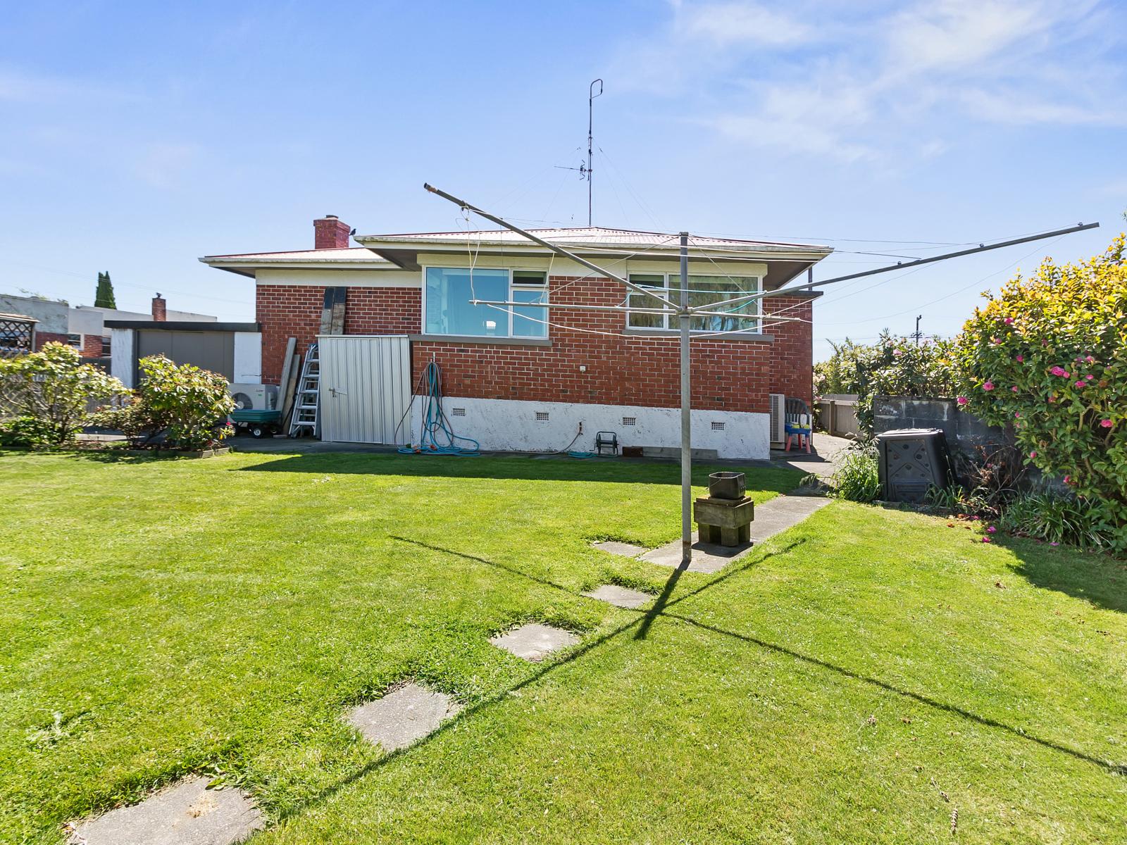 66 Kent Street, Marchwiel