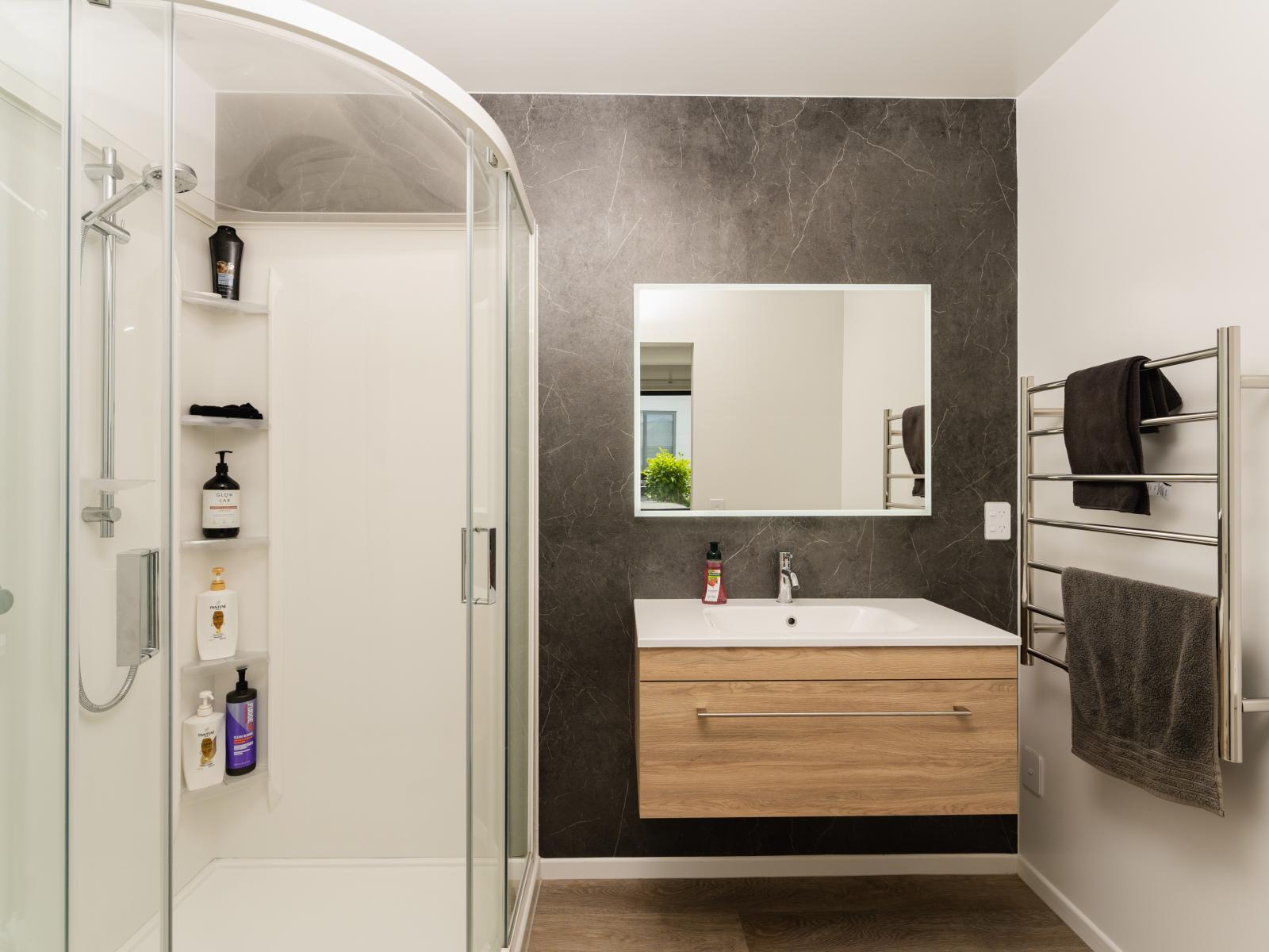 5 Ella Lane, Green Island