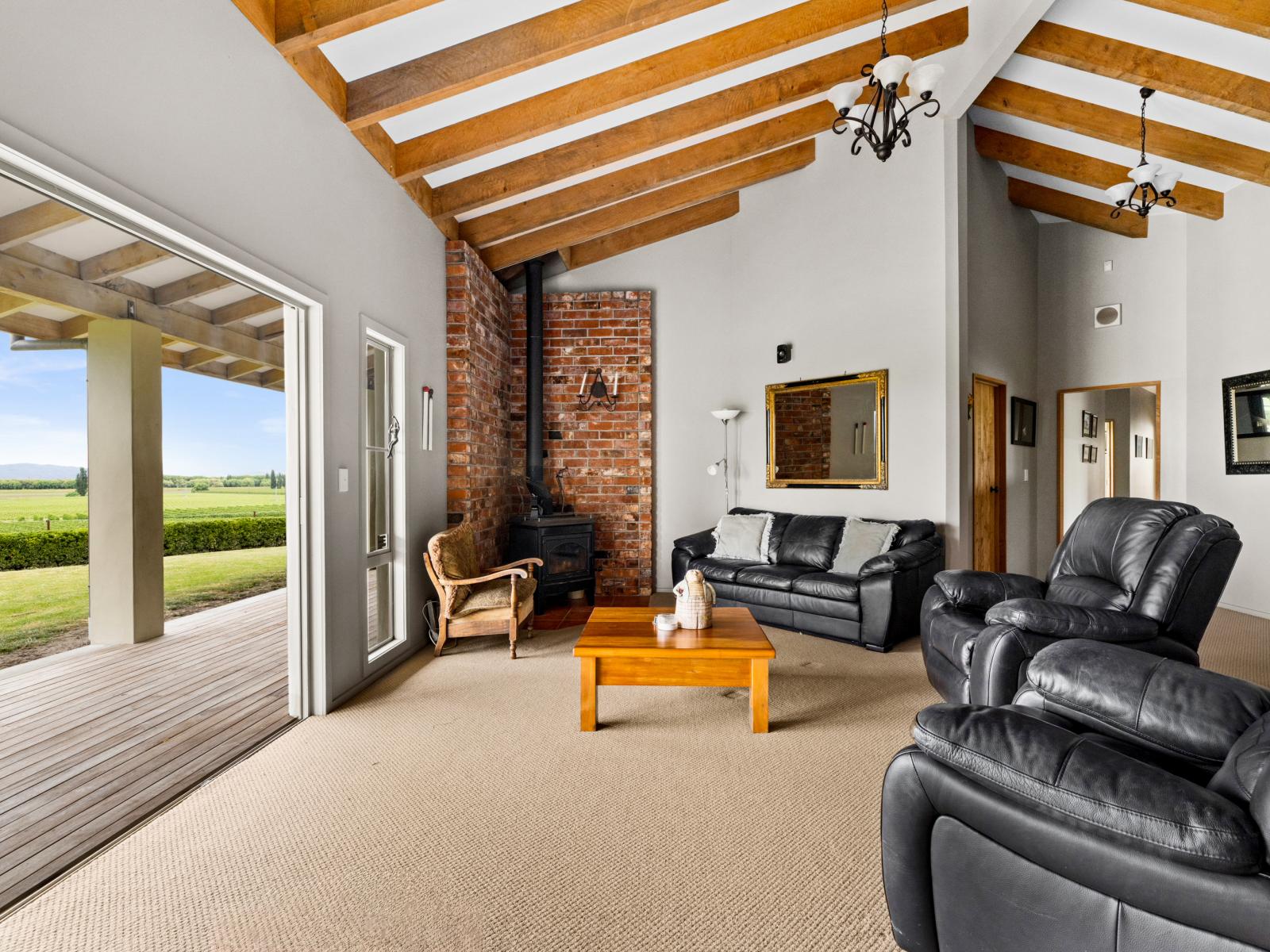 15C Omarunui Road, Waiohiki