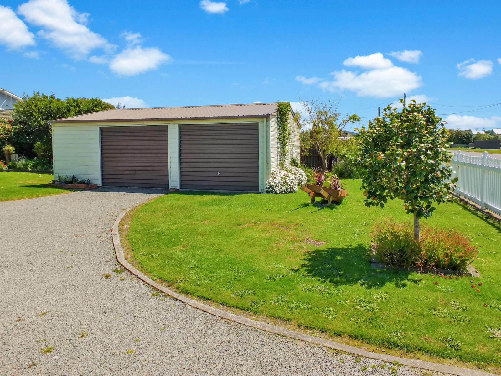 22 Shortt Street, Foxton Beach