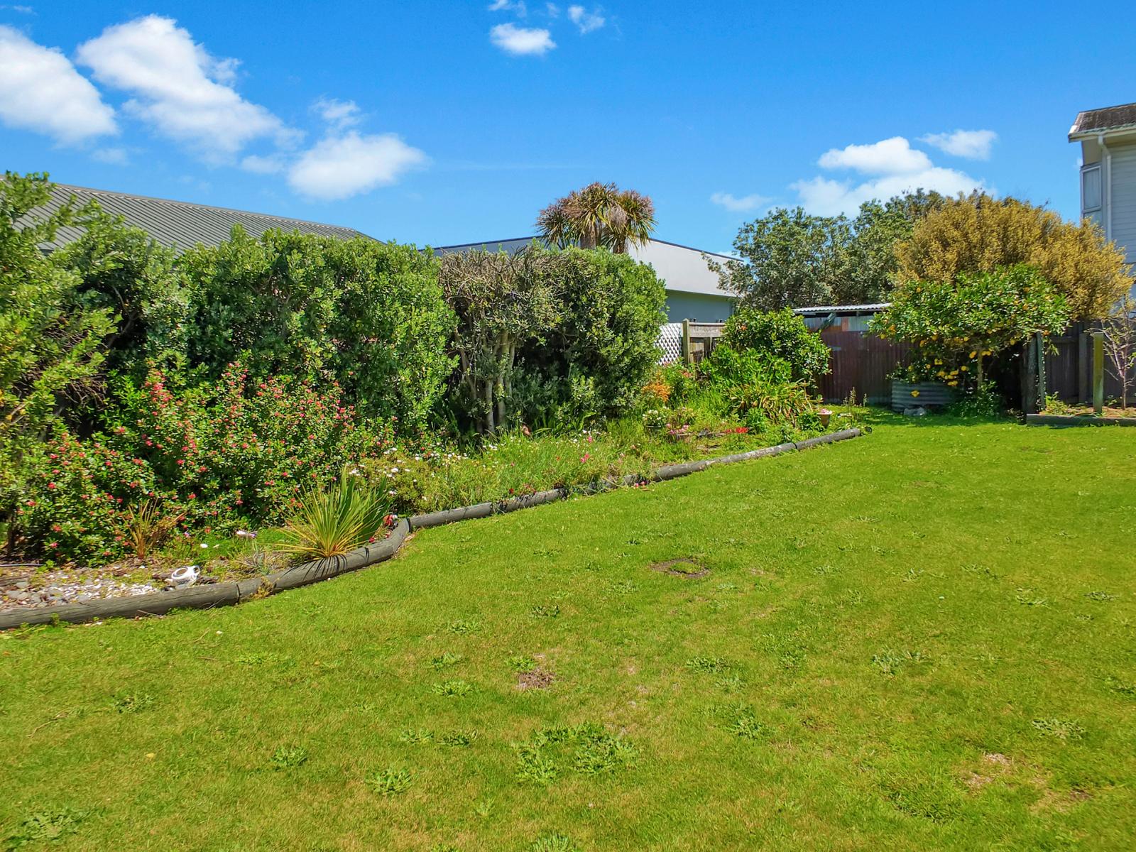 22 Shortt Street, Foxton Beach
