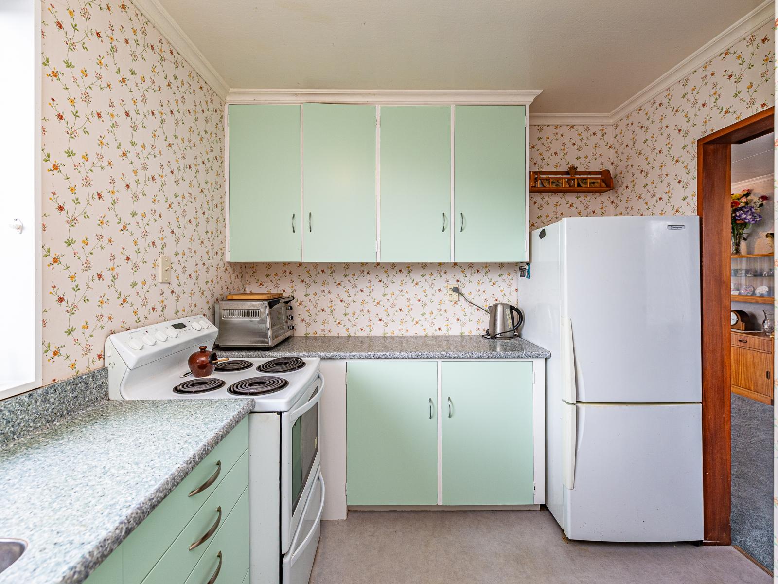 69 Exeter Crescent, Springvale