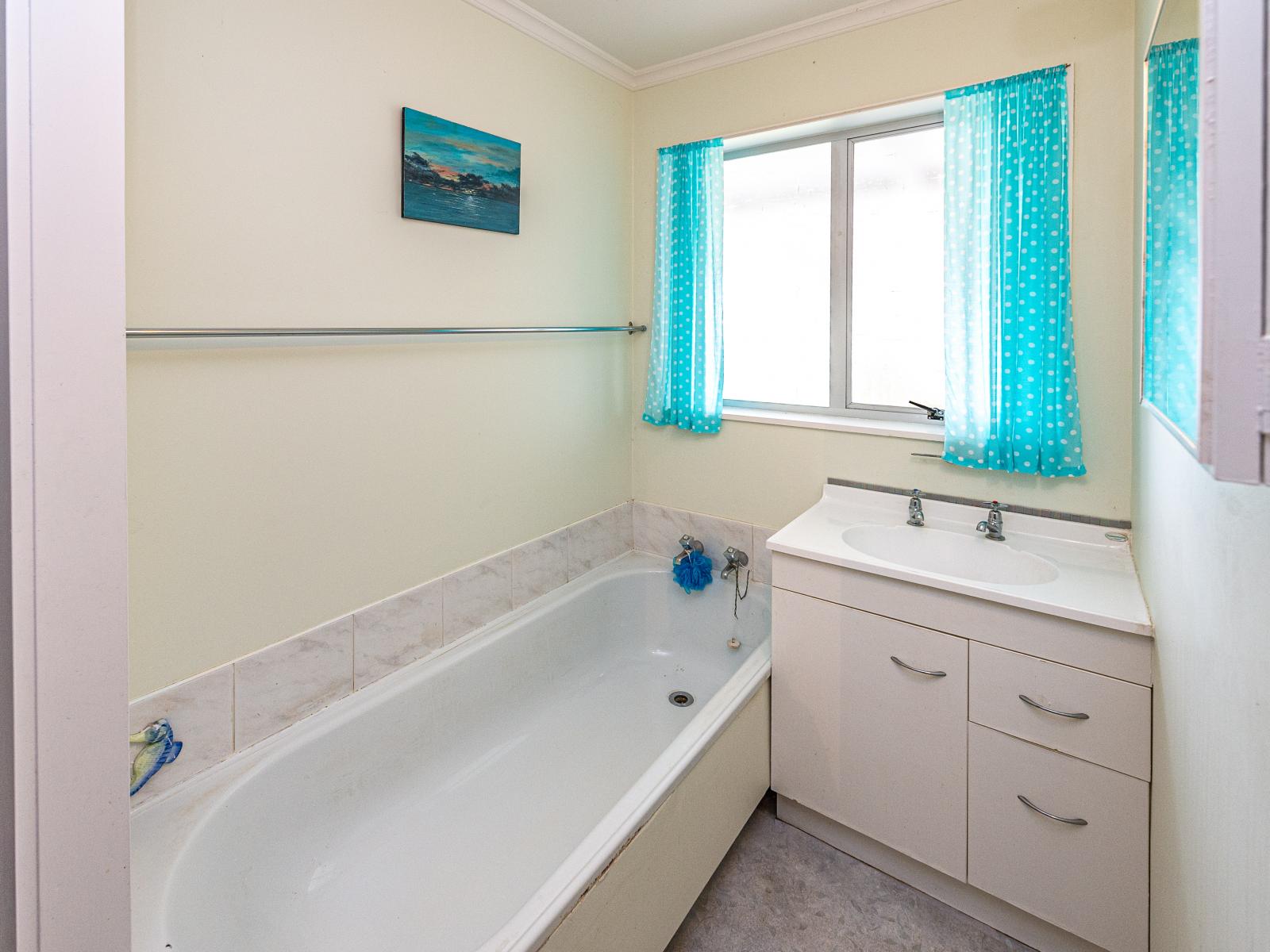 69 Exeter Crescent, Springvale