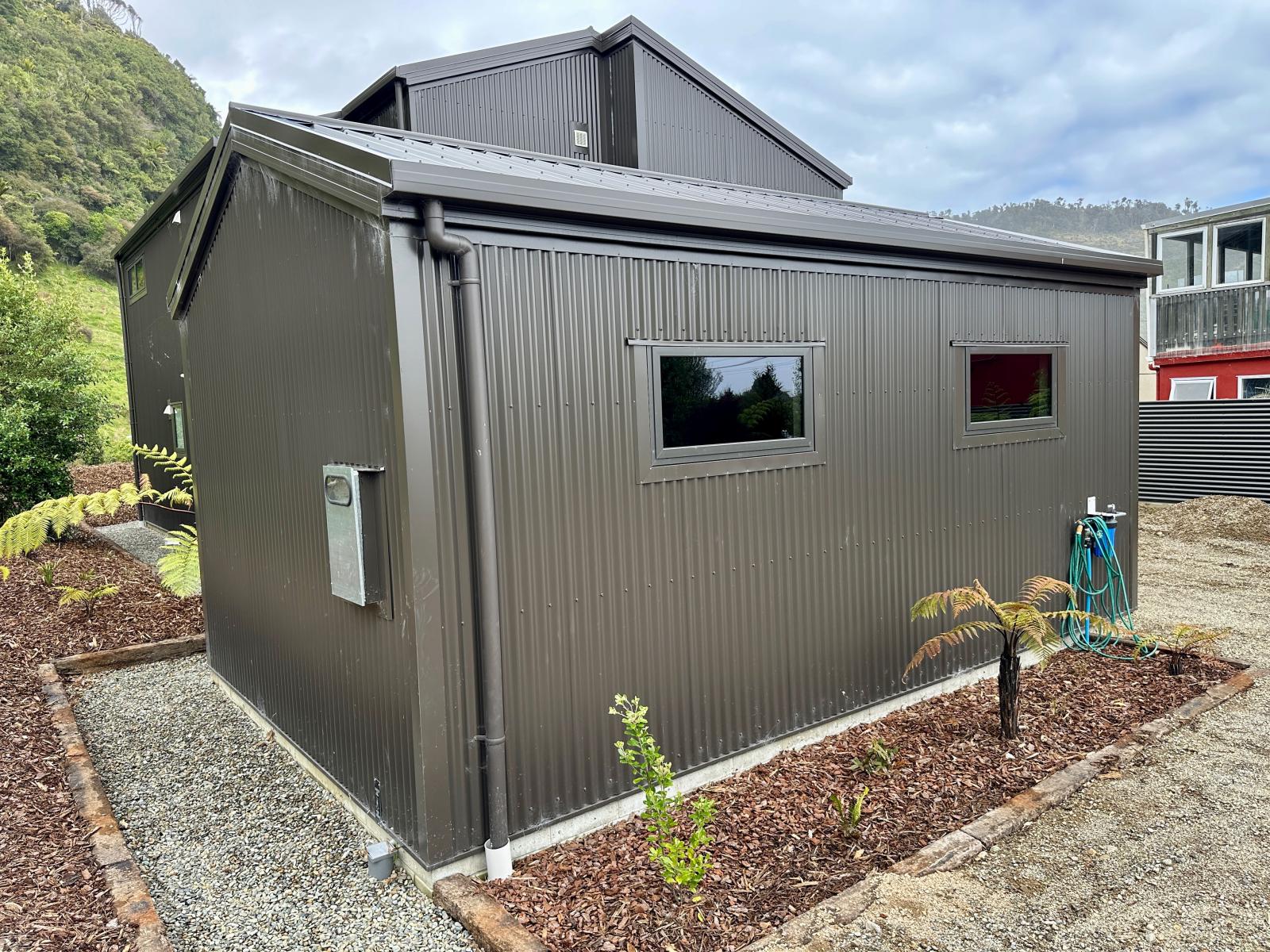 4 Horncastle Crescent, Little Wanganui