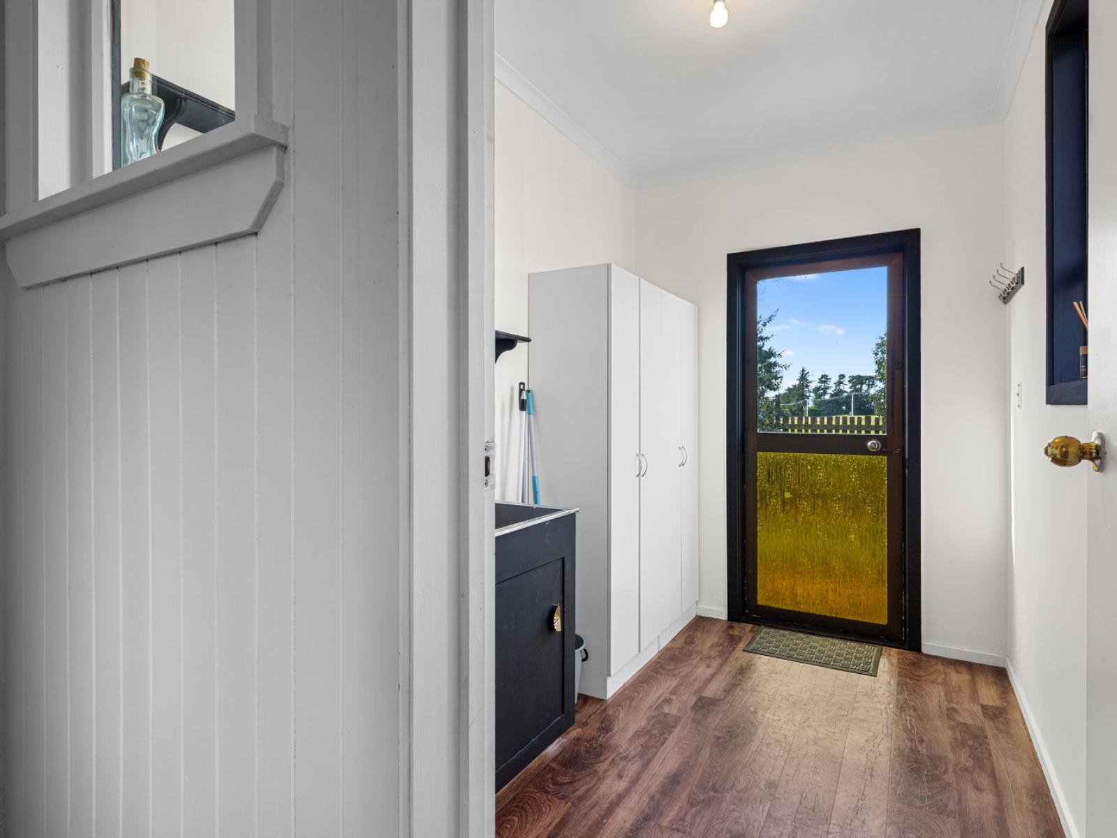 1048 Woodstock Road, View Hill