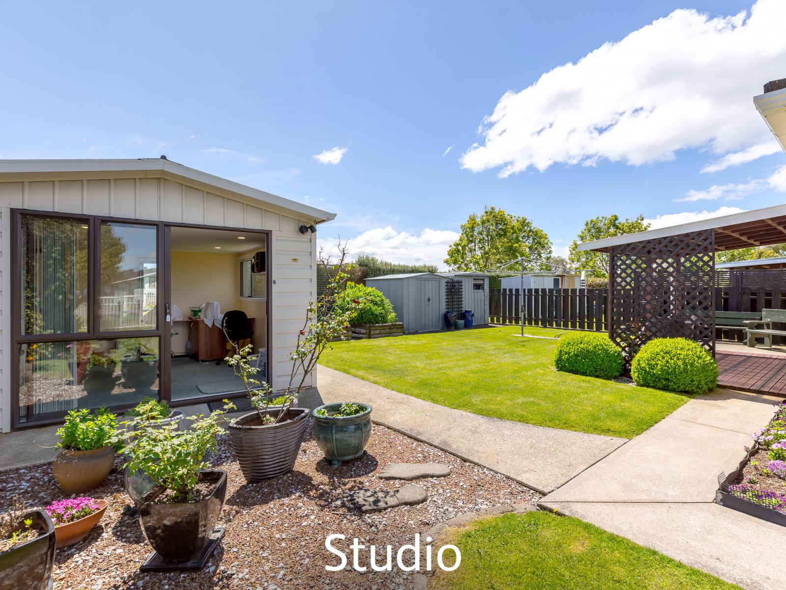 11 Lowes Place, Masterton