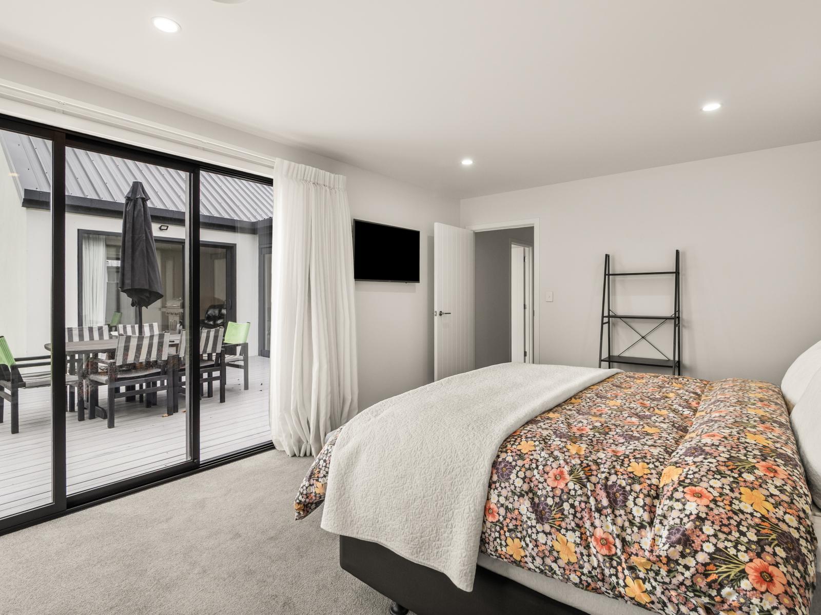 6 Loch Green, Huntingdon