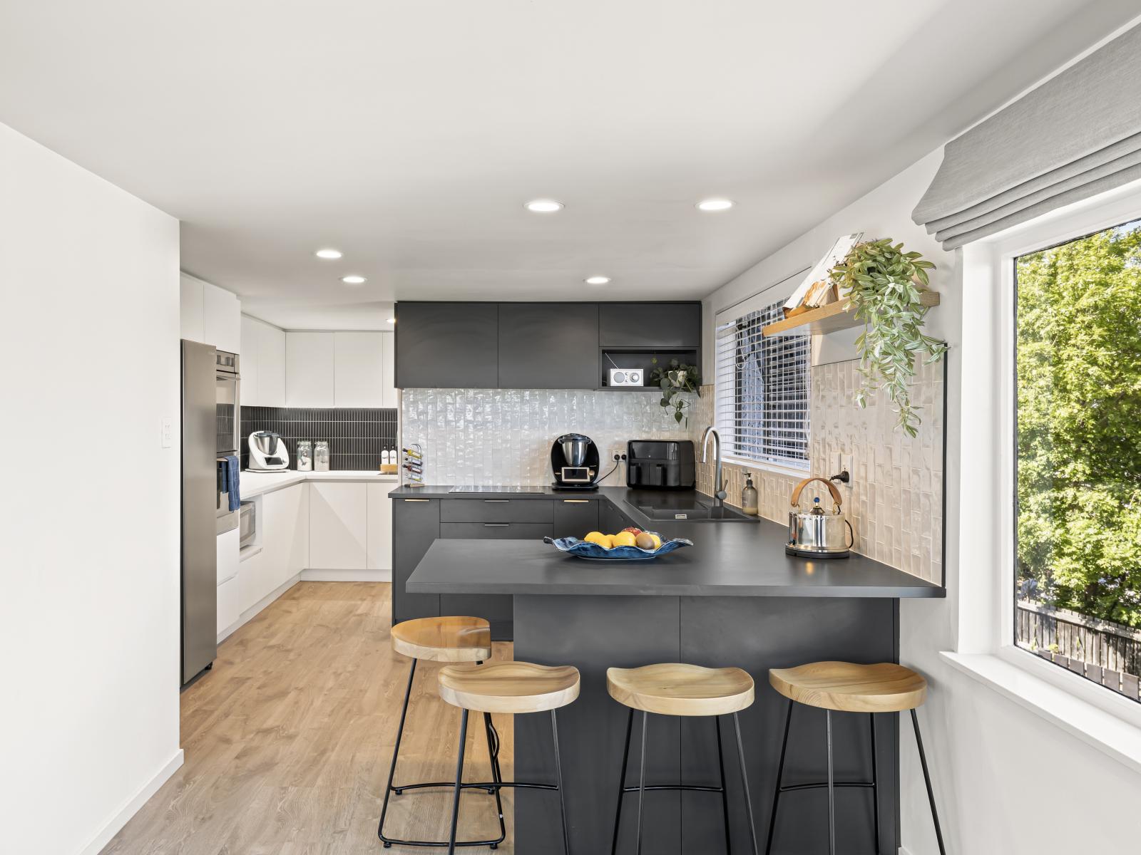 106 Mt View Road, Bastia Hill