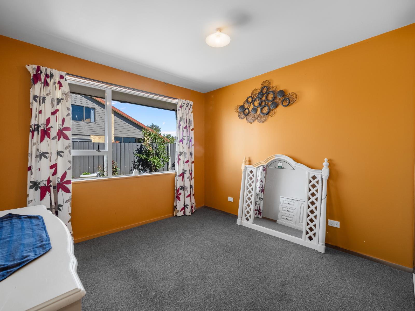 9 Falcon Drive, Allenton