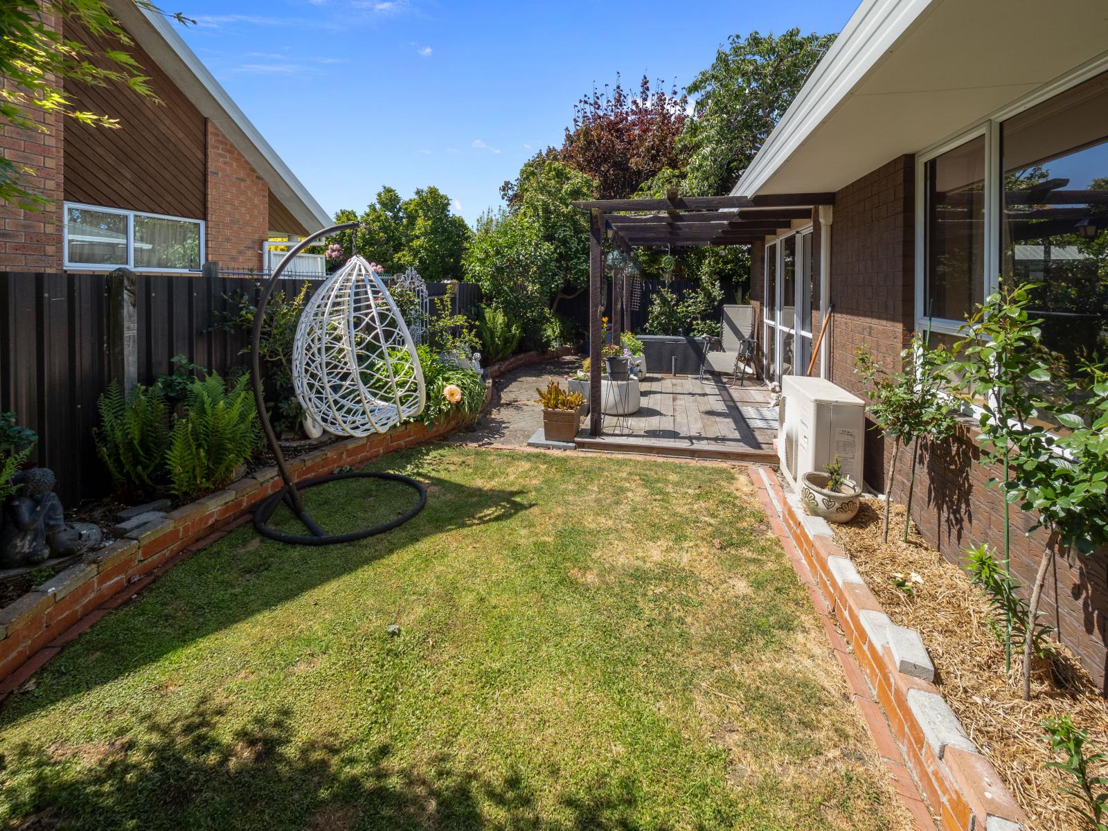 9 Falcon Drive, Allenton