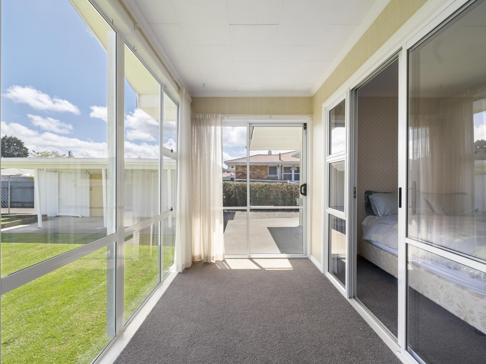 19 Henare Street, West End