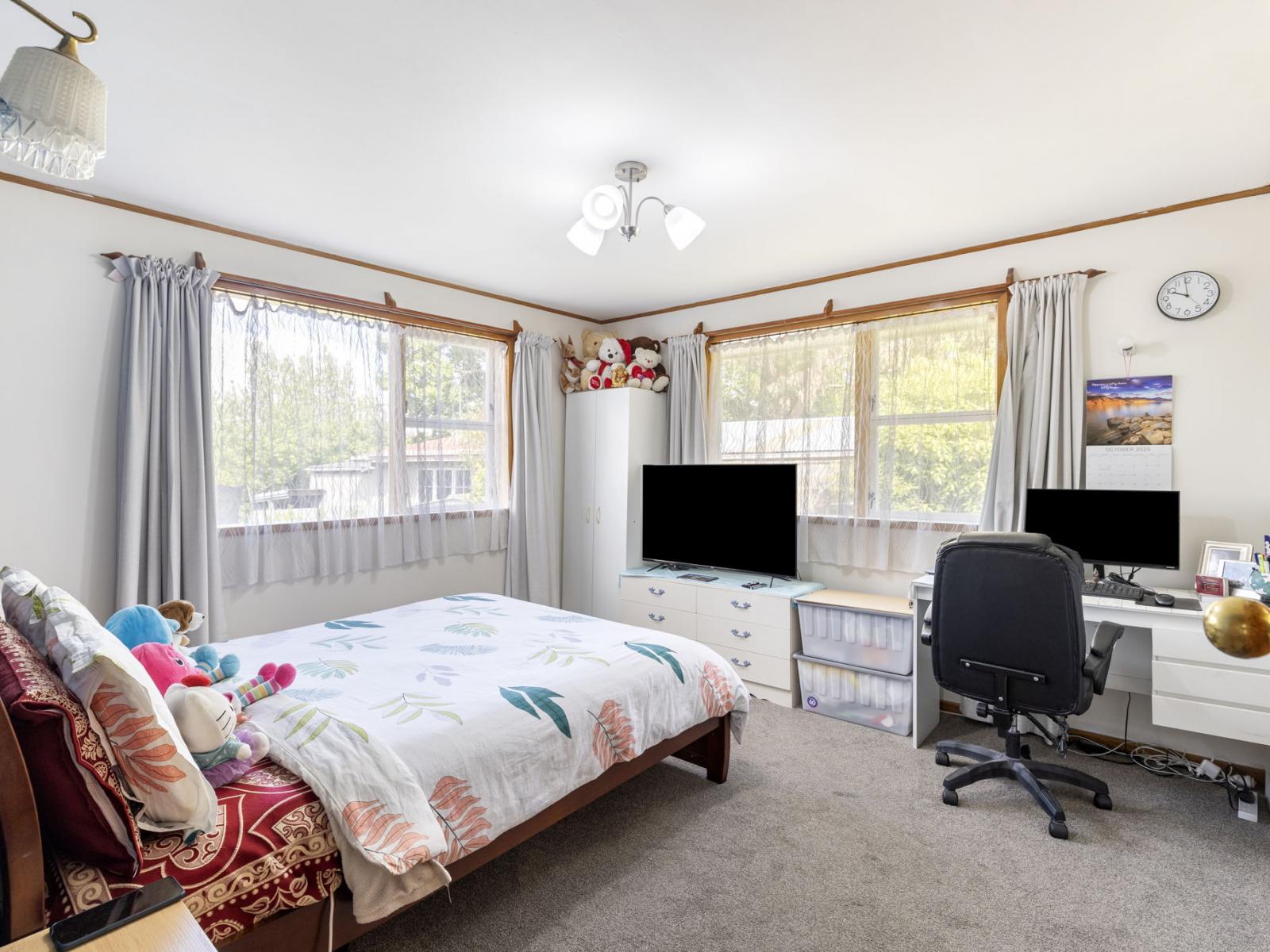 76 Dundas Road, Sanson