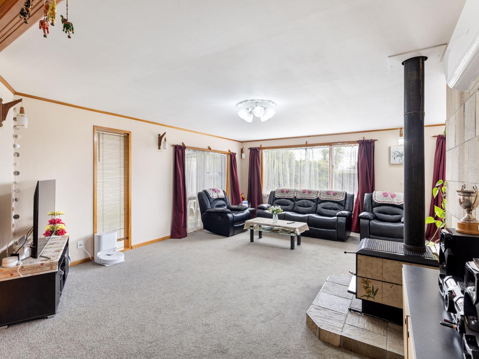 76 Dundas Road, Sanson