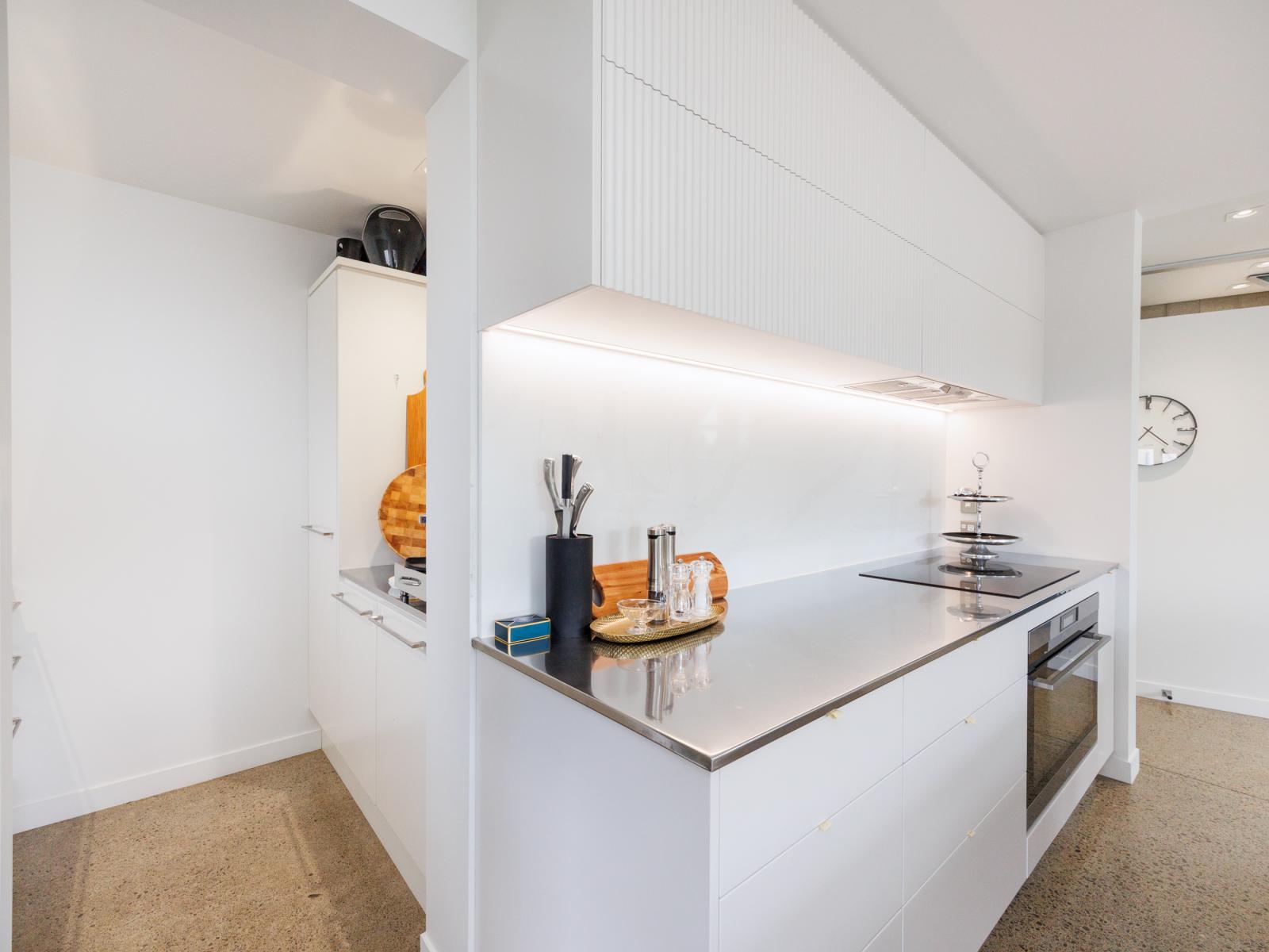 297 Fitzherbert Avenue, West End