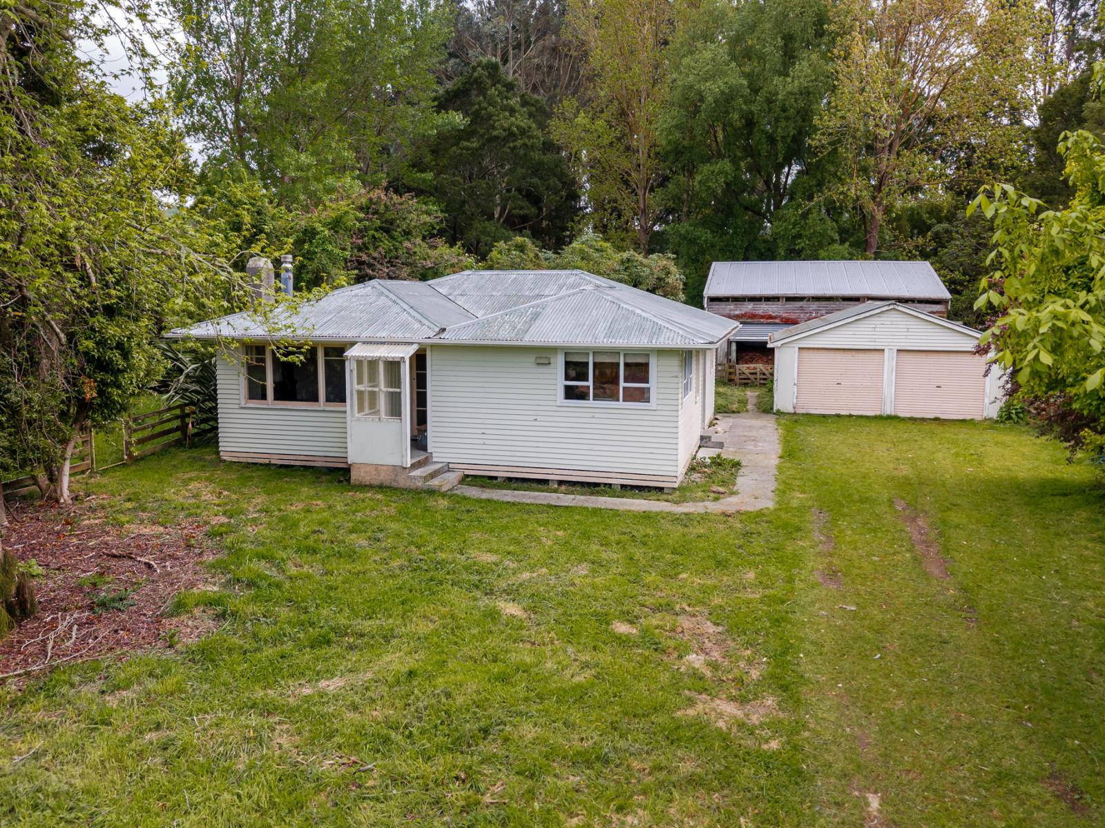 111 Hinemoa Valley Road, Pahiatua