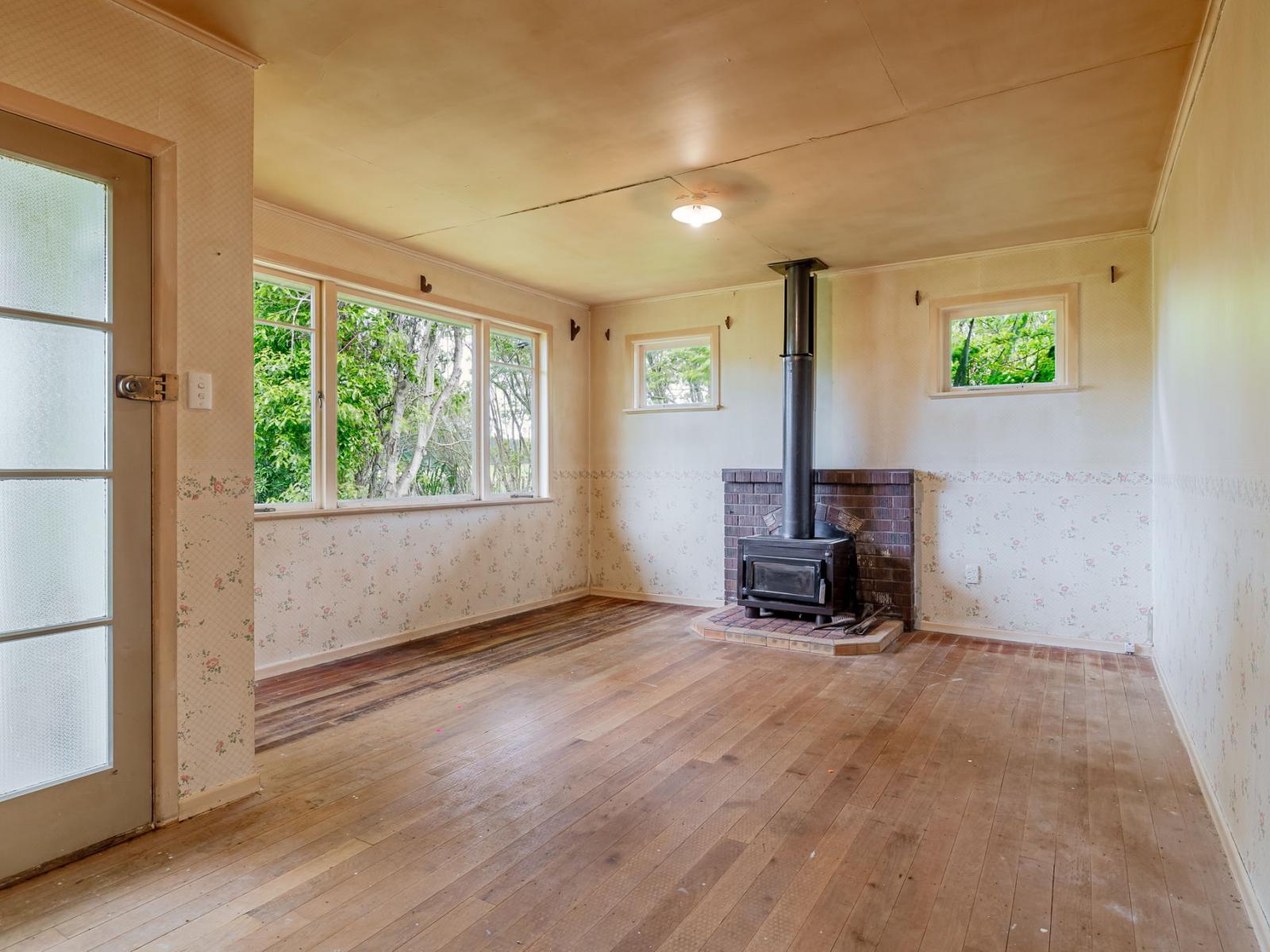 111 Hinemoa Valley Road, Pahiatua