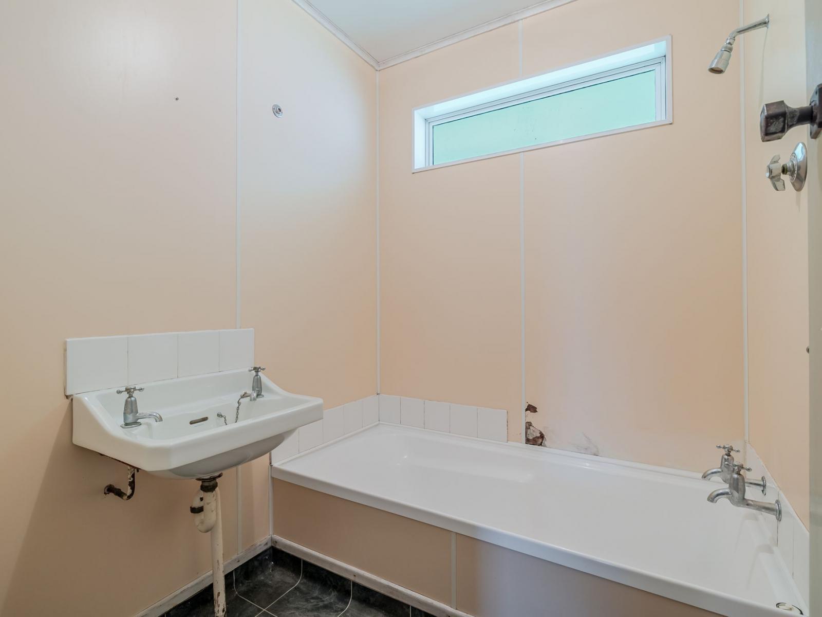 111 Hinemoa Valley Road, Pahiatua