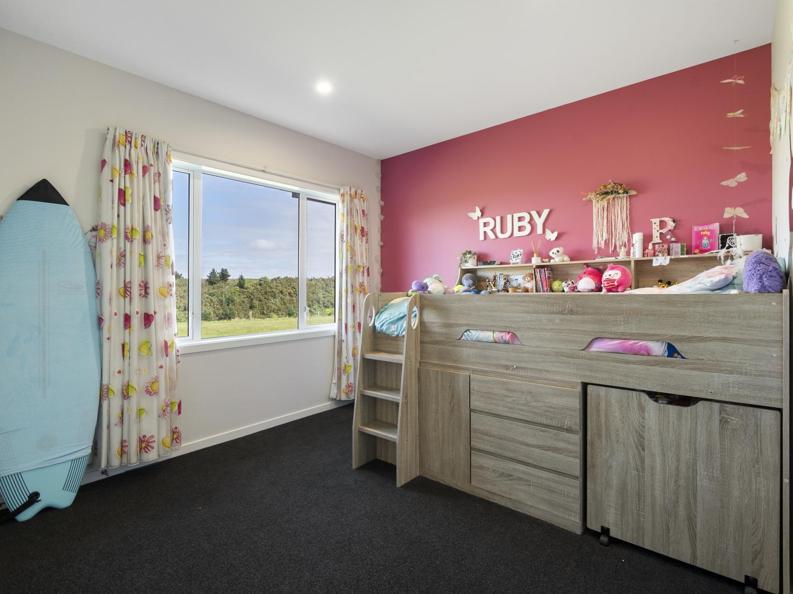 104 Kahuterawa Road, Linton