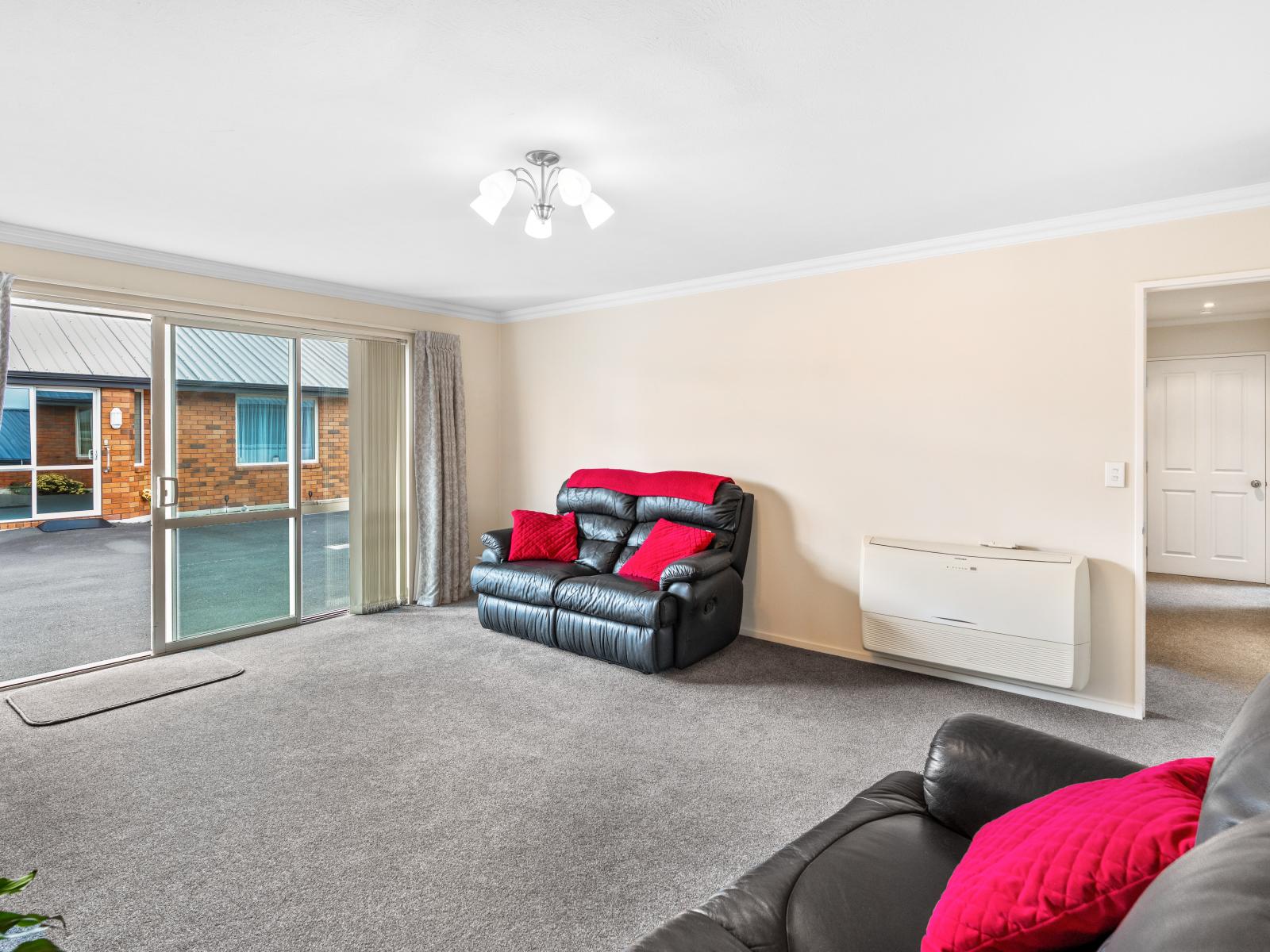 Unit 5, 4 Reid Avenue, Mosgiel