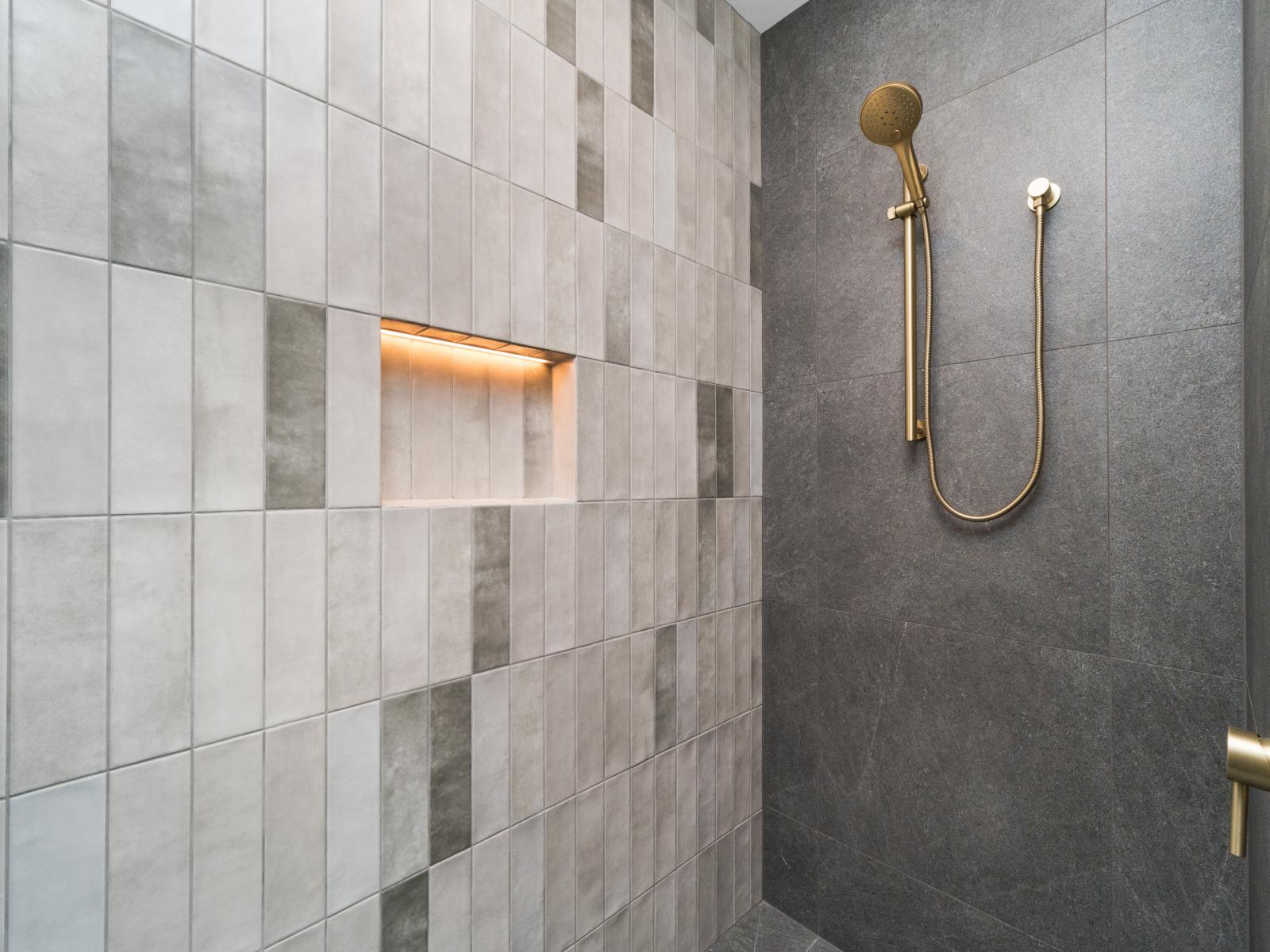 42C Batt Street, West End