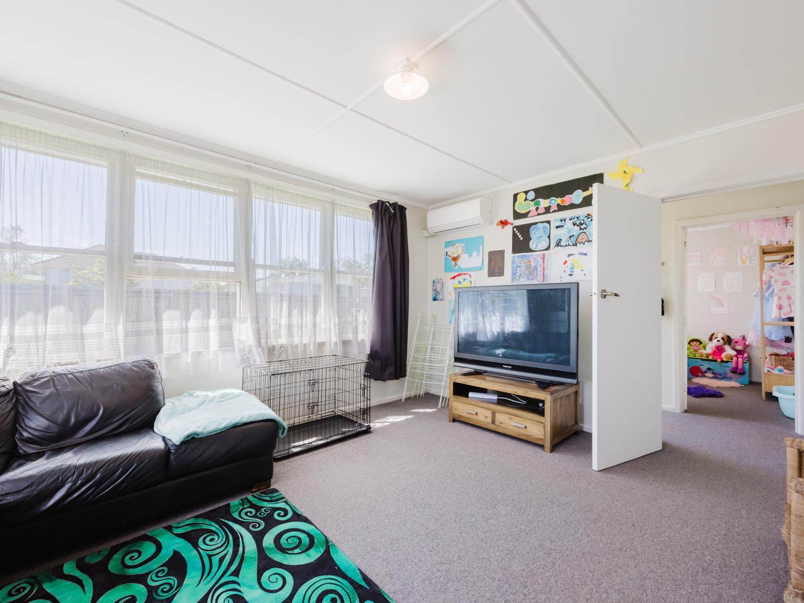 18 Mackie Street, Waipukurau