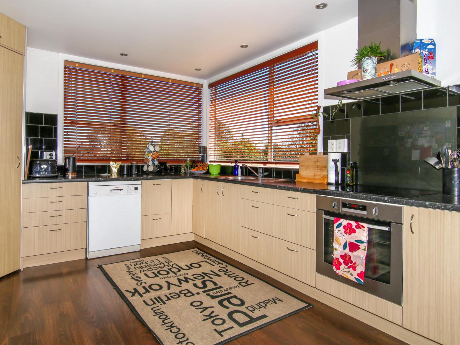 80 Derby Street, Westport