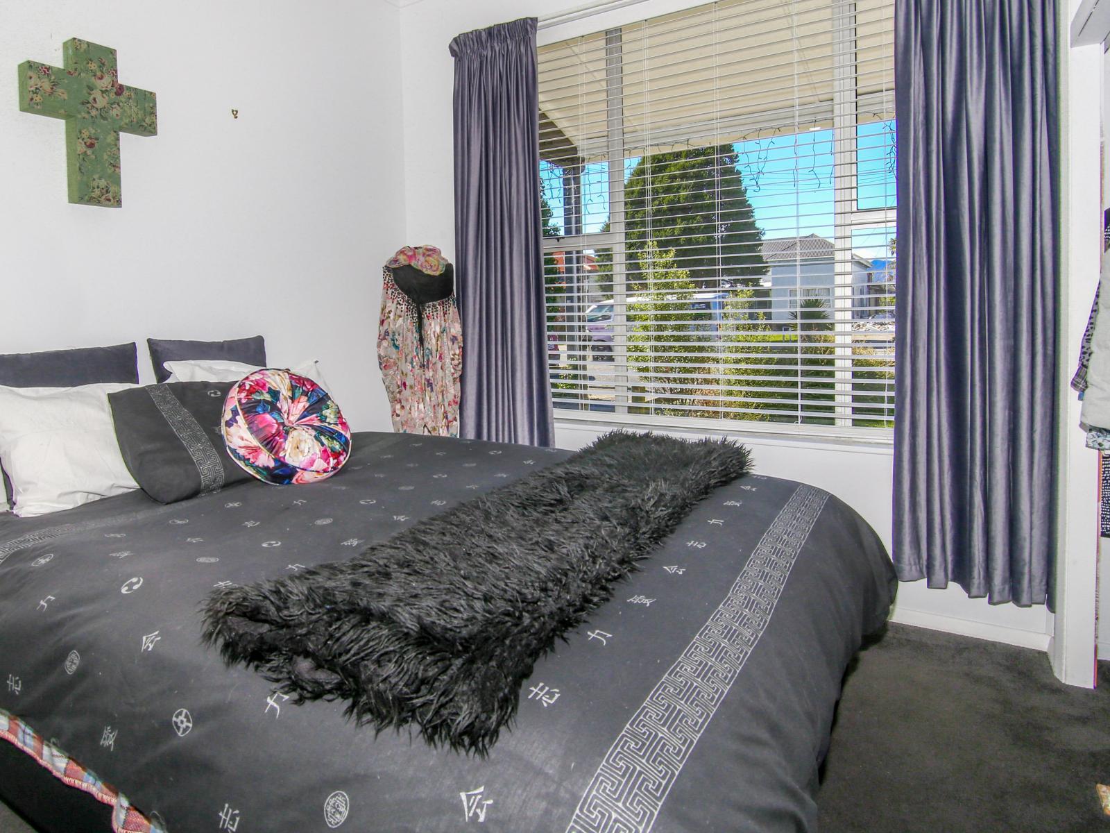 80 Derby Street, Westport