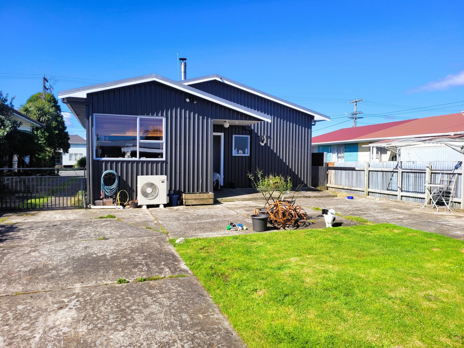 80 Derby Street, Westport