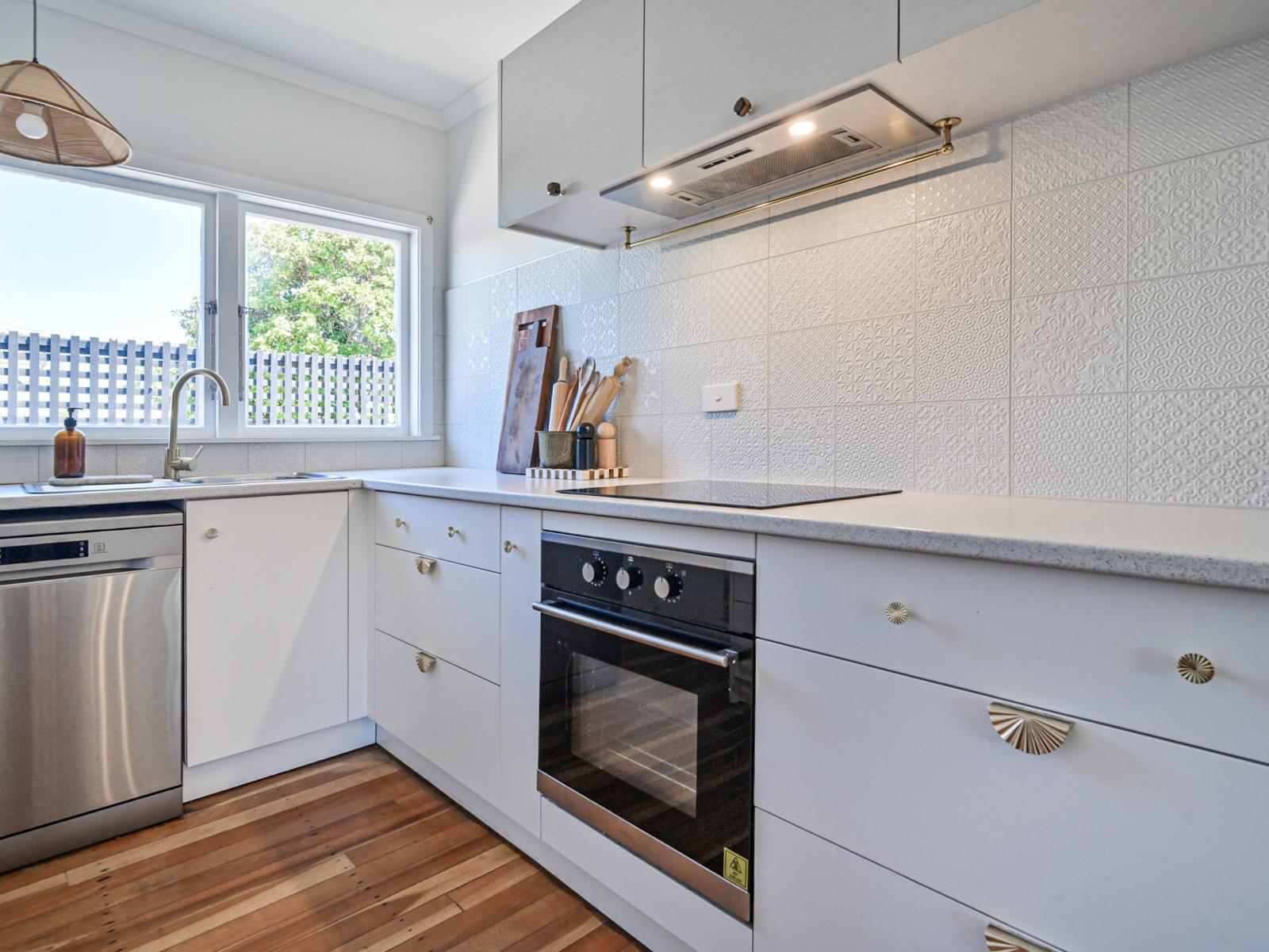 Unit 1, 204A Park Road South, Akina