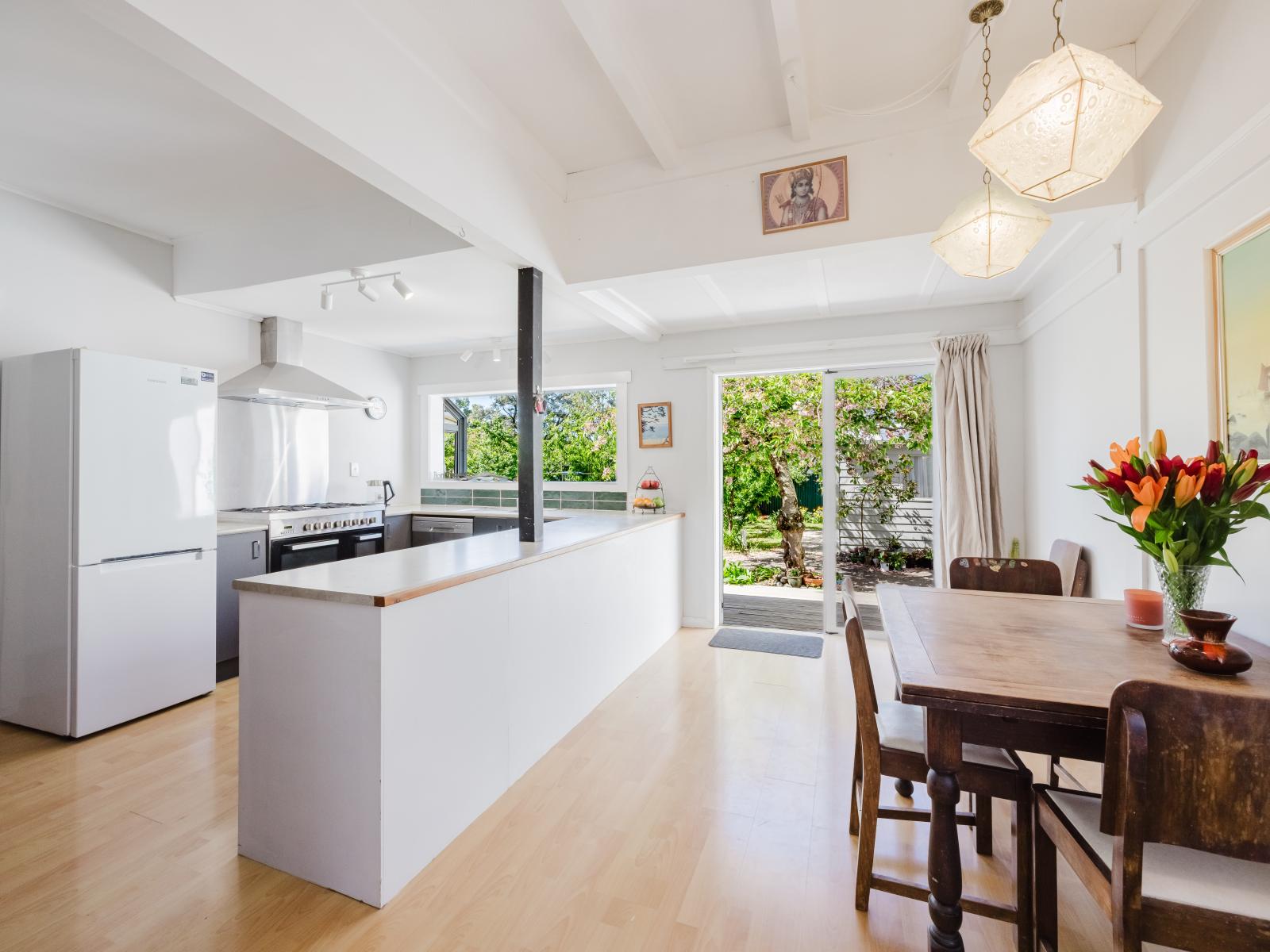 404 Jervois Street, Mayfair